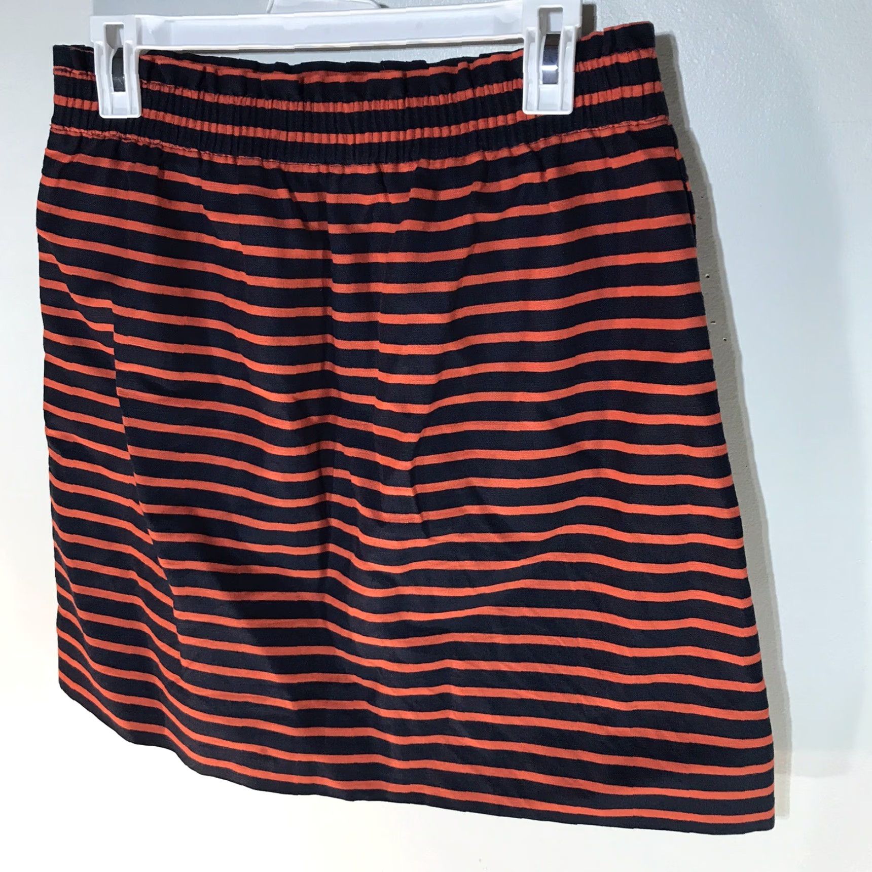 J.Crew J.CREW Striped Pull On Above Knee Skirt with Pockets Women's Size 8 Navy/Orange Size 30" / US 8 / IT 44 - 2 Thumbnail