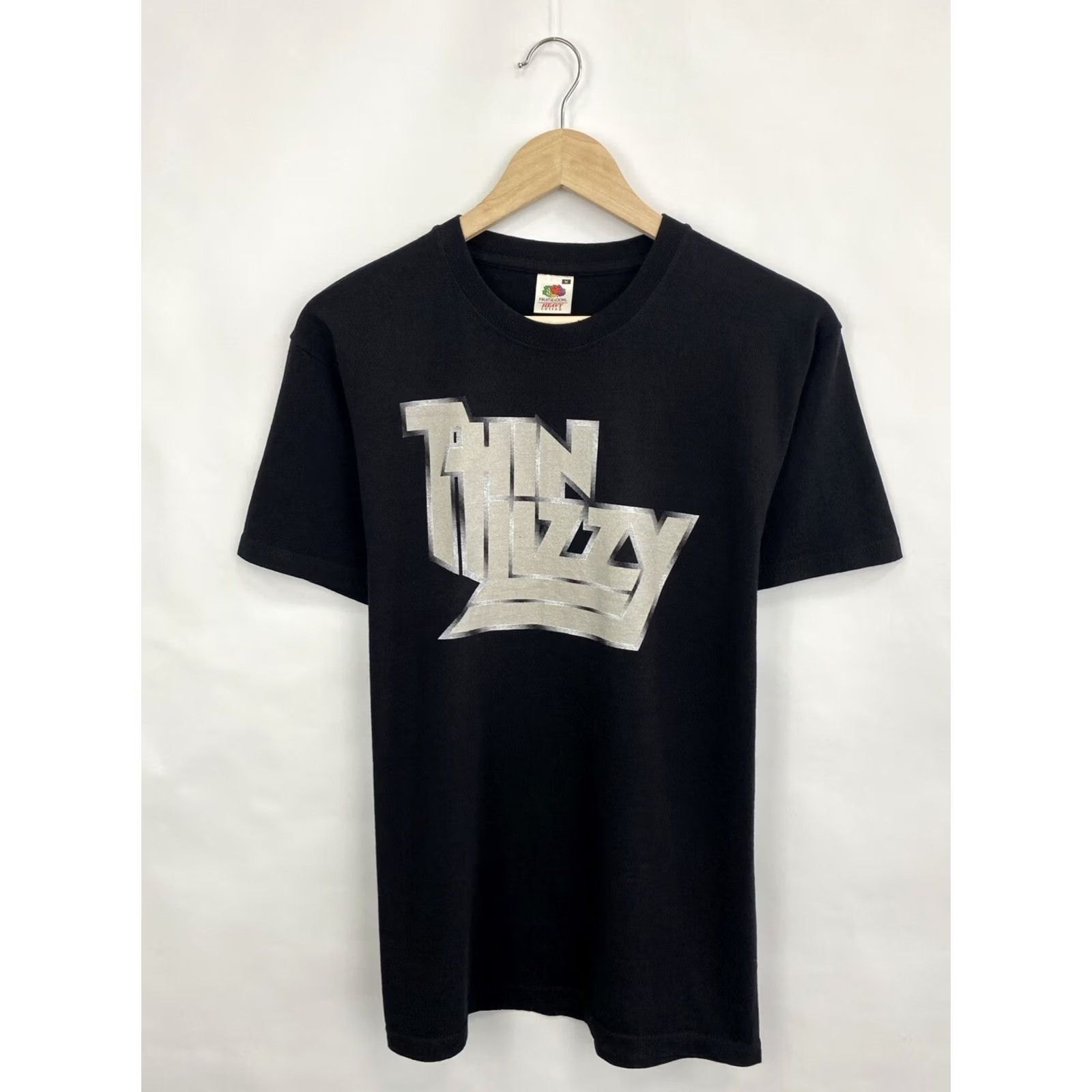 Fruit Of The Loom Vintage Thin Lizzy Band Tee 2011 M Black Mens T-Shirt Size US M / EU 48-50 / 2 - 3 Thumbnail