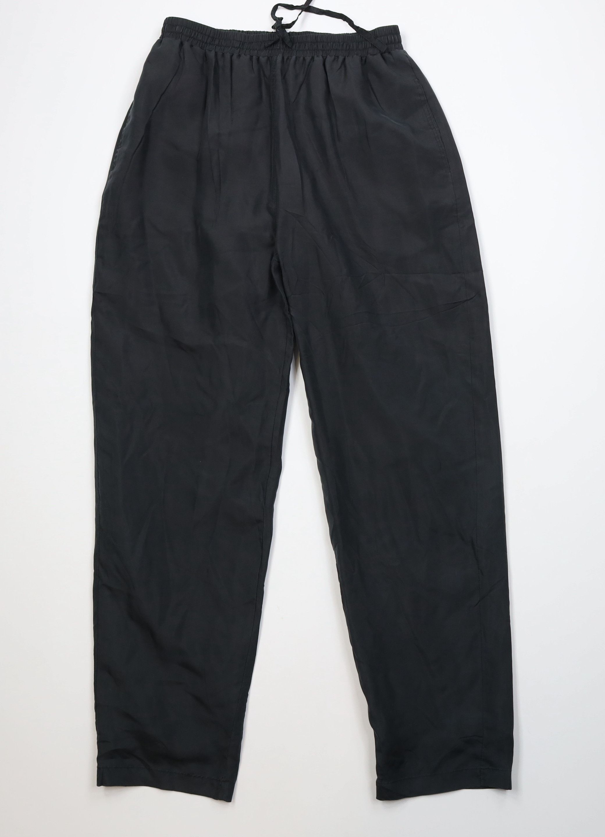 Vintage Vintage 90s Streetwear Blank Lightweight Silk Pants Black Size US 34 / EU 50 - 1 Thumbnail