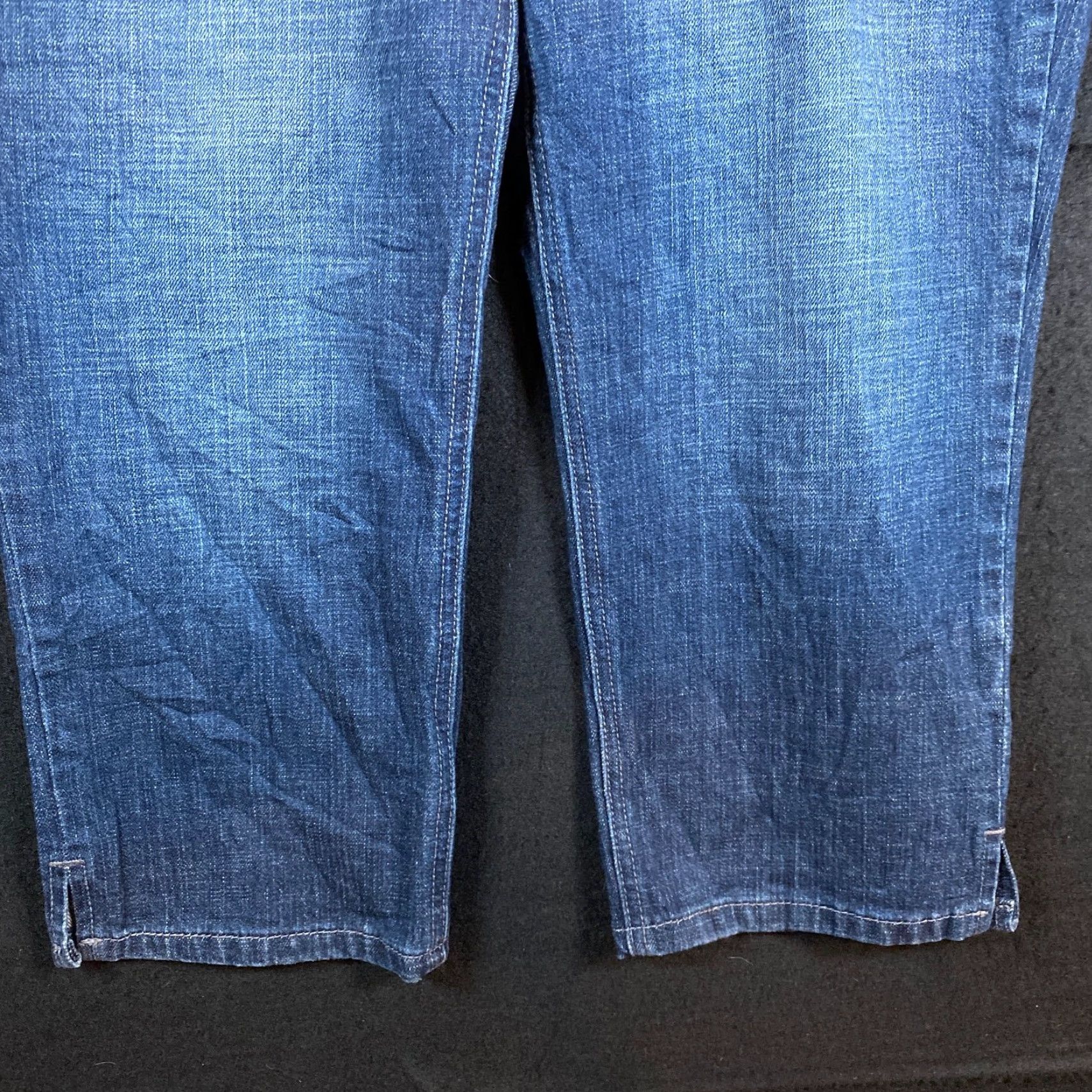 Vintage Chicos Womens Jeans Capri Denim Cotton Blend Stretch 0.5 30 in Waist High Rise 5-Pocket Blue Solid Regular Size S Mens Girls? Size 28" / US 6 / IT 42 - 3 Thumbnail