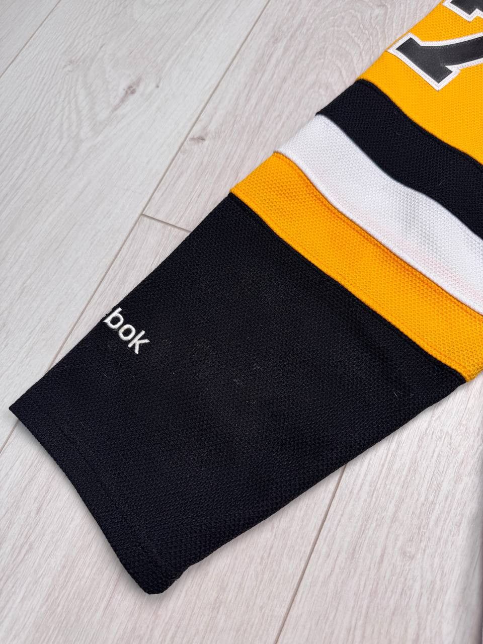 Other Reebok Pittsburgh Penguins #78 CROSBY Hockey Jersey size M Size US M / EU 48-50 / 2 - 20 Thumbnail