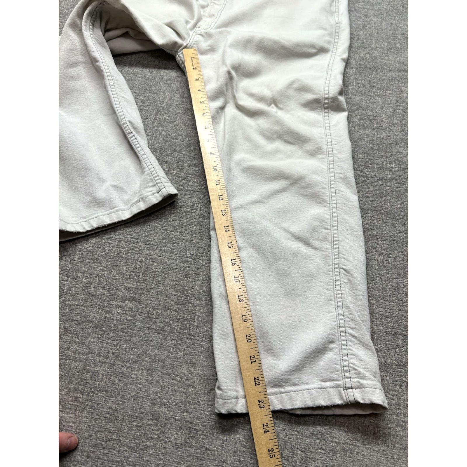 Levi's VINTAGE Levi's 505 Jeans Relaxed Denim 36x23 36 36in White USA Men 5-Pocket Size US 36 / EU 52 - 3 Thumbnail