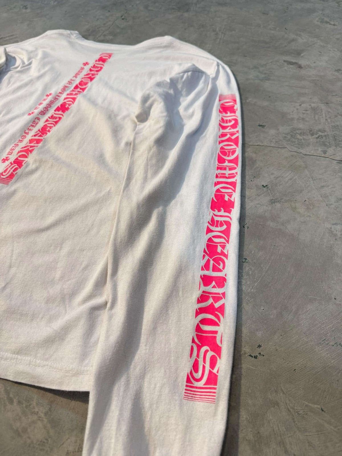 Chrome Hearts Chrome Hearts Pink print white longsleeves Size US M / EU 48-50 / 2 - 5 Thumbnail
