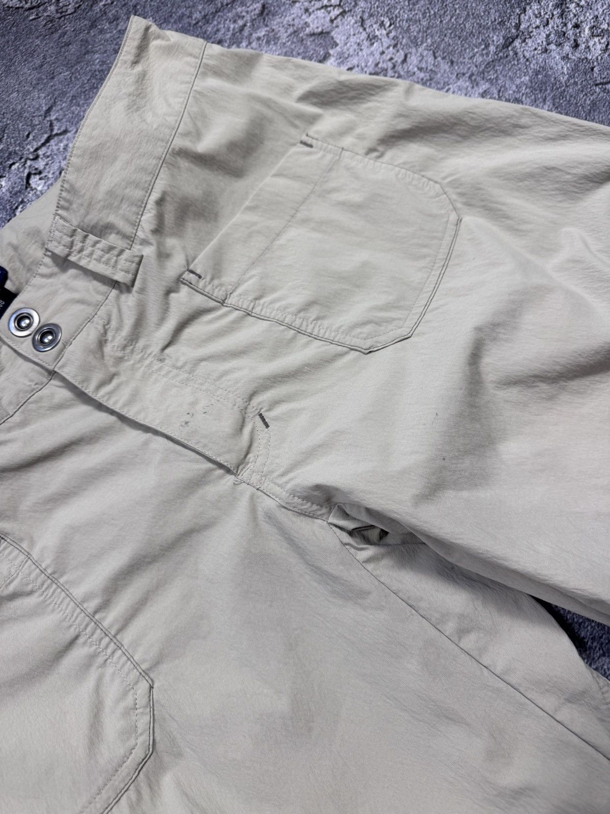 Arc'teryx Arc'teryx Women's Cargo Pants — Sahara Tan Size 30" / US 8 / IT 44 - 6 Thumbnail