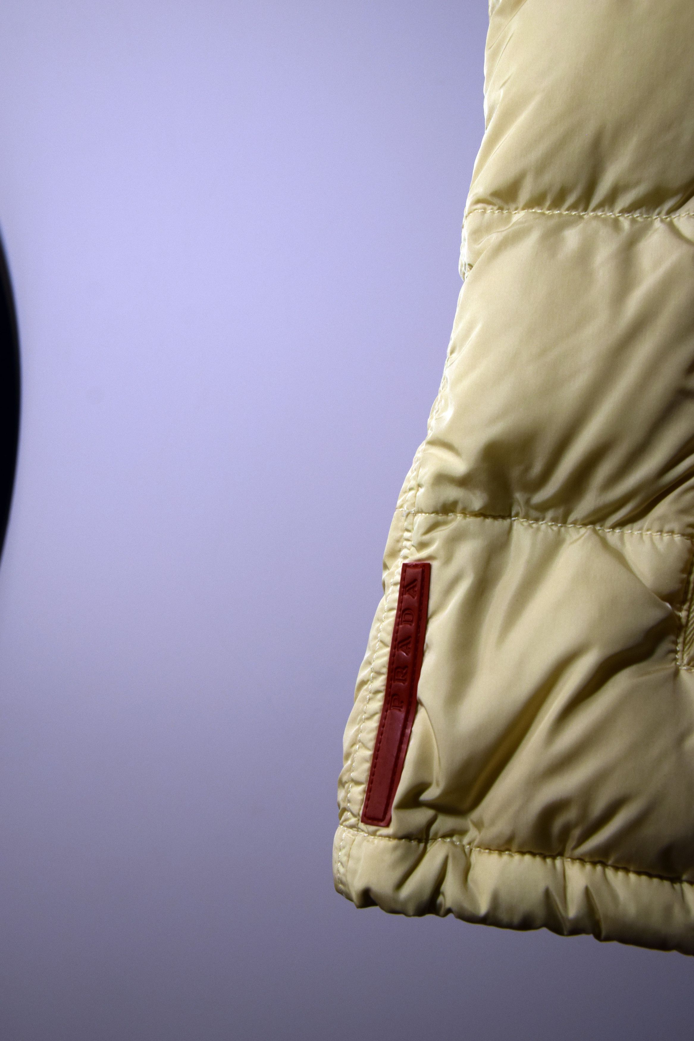 Prada PRADA DOWN VEST JACKET Red Tab DUCK DOWN Puffer Size M / US 6-8 / IT 42-44 - 4 Thumbnail