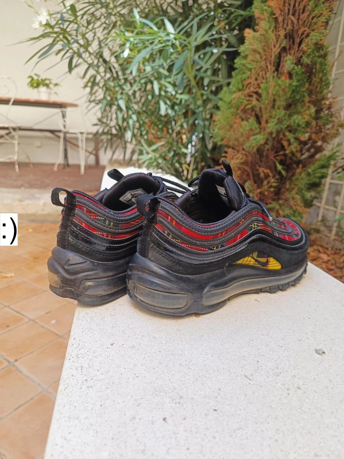 Nike Nike Airmax 97 SE femme noir rouge jaune Size US 7.5 / IT 37.5 - 7 Thumbnail