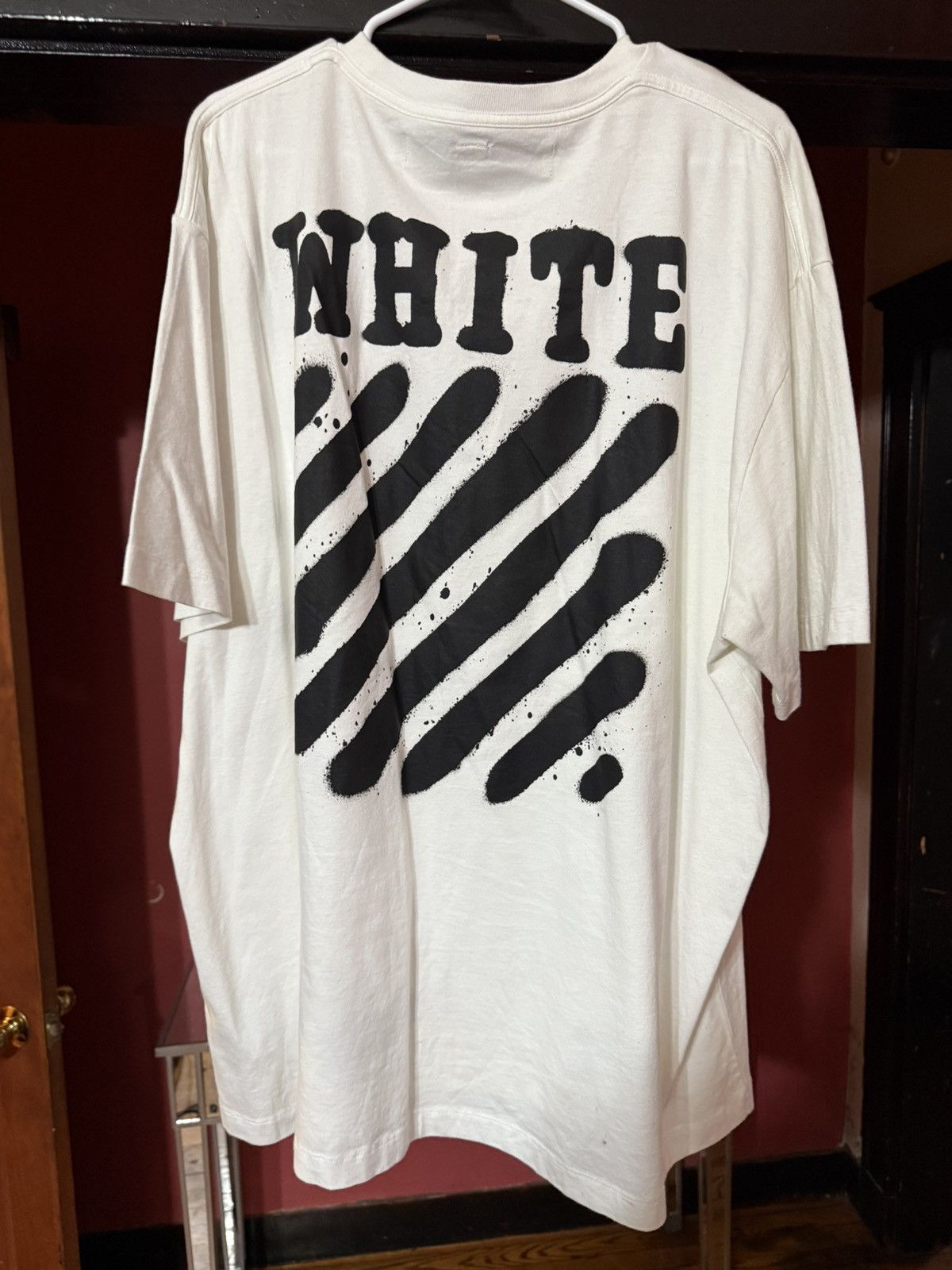 Off-White Off-White Industrial Belt Spray Paint Tee Size XL Size US XL / EU 56 / 4 - 4 Thumbnail