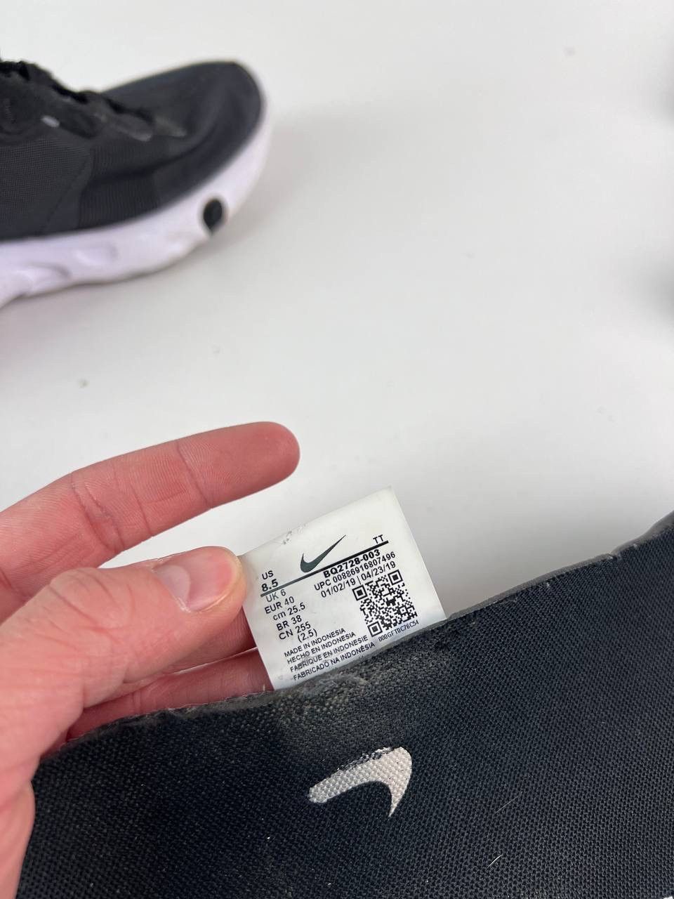 Nike Nike react streetwear size 40 Size US 7 / EU 40 - 7 Thumbnail