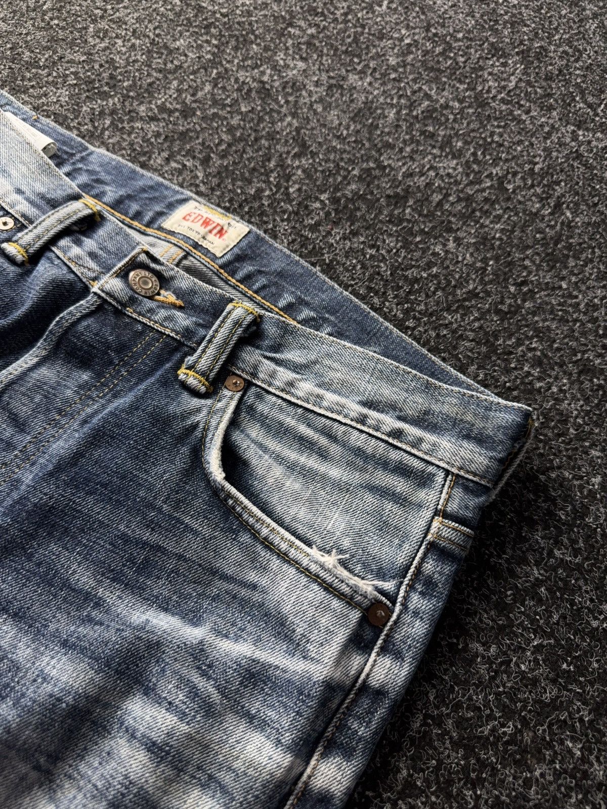 Edwin Vintage 90s Edwin ED-71 Japanese Selvedge Retro Denim Jeans Size US 31 - 9 Thumbnail