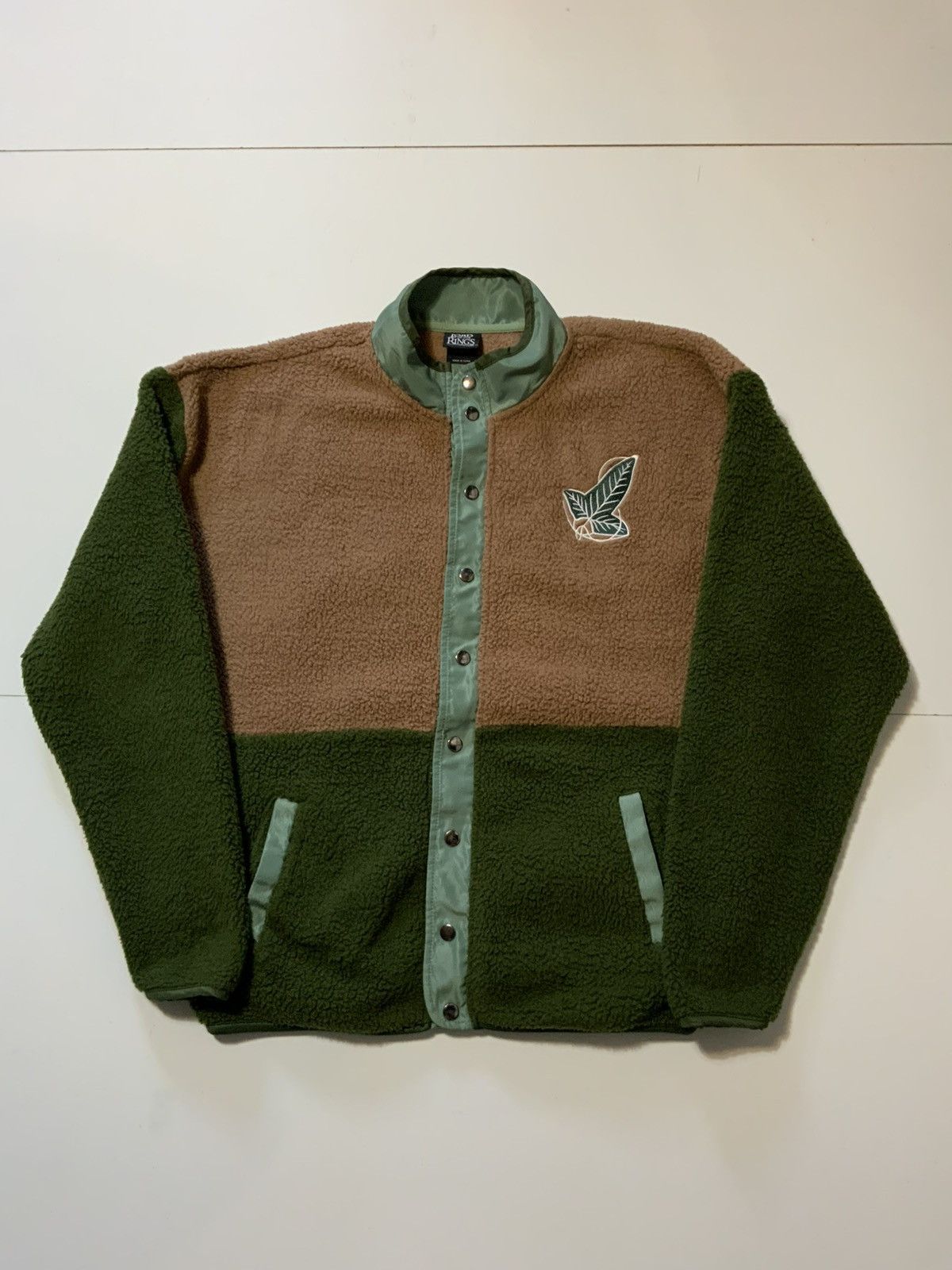 Other Lord Of The Rings BoxLunch Exclusive Sherpa Fleece Jacket Size US M / EU 48-50 / 2 - 3 Thumbnail
