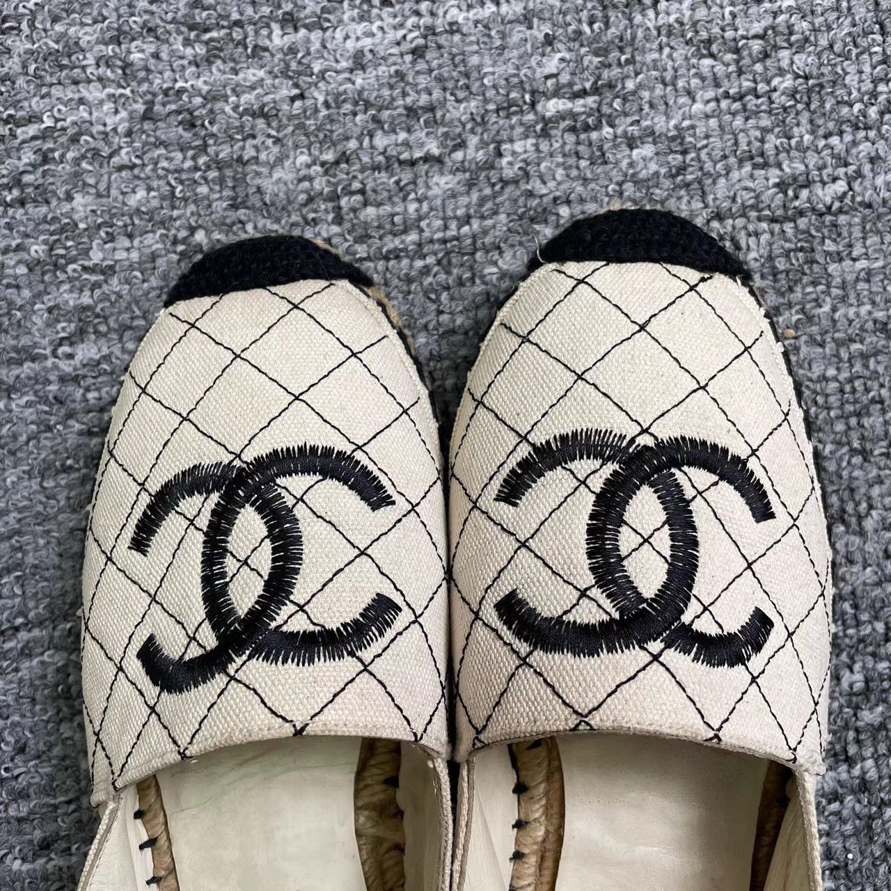 Chanel Chanel Black & White Leather Espadrilles K12 Size US 7 / IT 37 - 3 Thumbnail