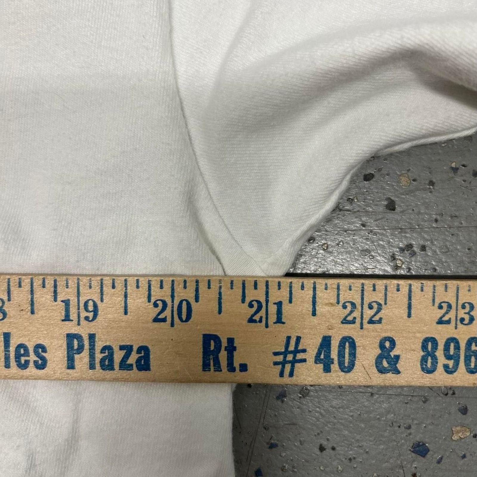Hanes VTG Life Savors Gummies Promo T-shirt Size US L / EU 52-54 / 3 - 4 Thumbnail