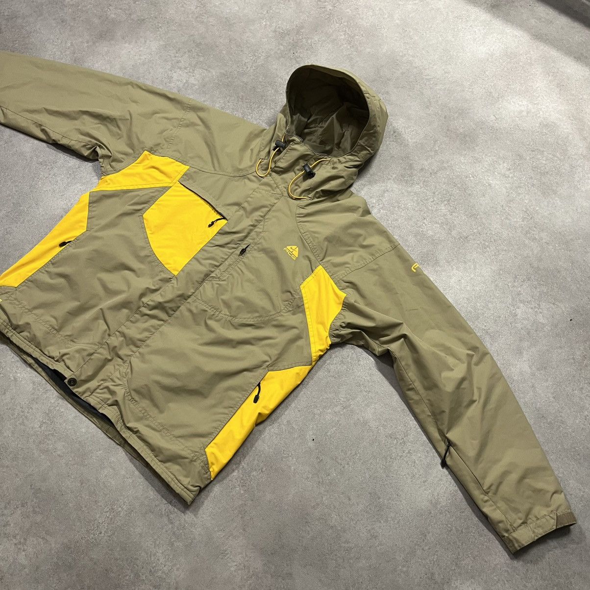 Nike Vintage Nike ACG Light Jacket Gorpcore Retro Y2K Baggy 00s Size US XL / EU 56 / 4 - 4 Thumbnail