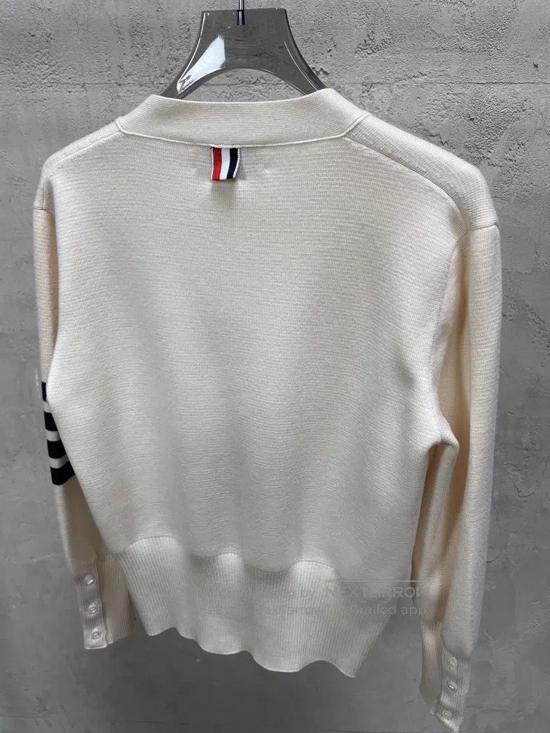 Thom Browne Thom Browne Beige Pure Wool Knit Cardigan Size US XXS / EU 40 - 4 Thumbnail