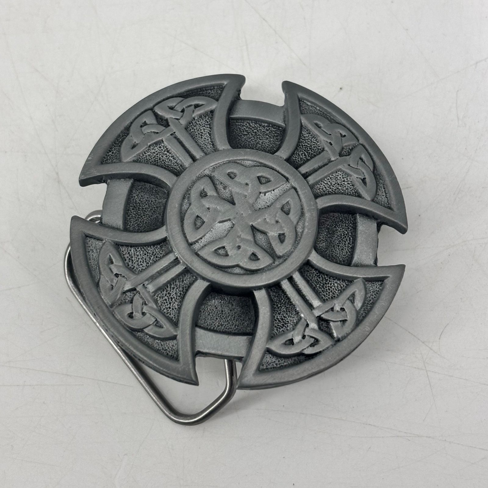 Vintage Great American Belt Buckle Pewter Celtic Knot Cross Round Size ONE SIZE - 7 Thumbnail