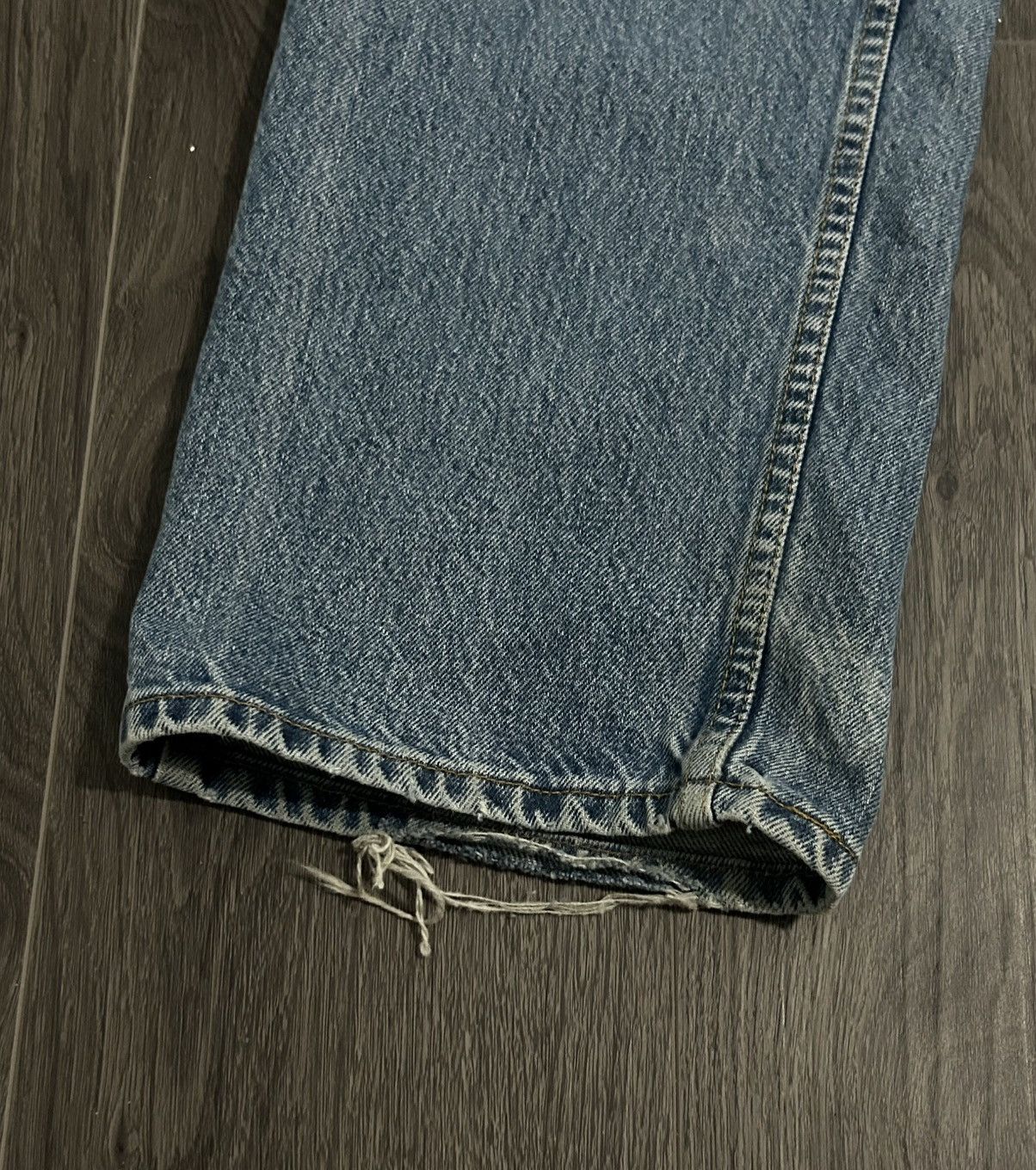 Levi's Medium Blue Vintage Levi’s Jeans Size US 30 / EU 46 - 4 Thumbnail