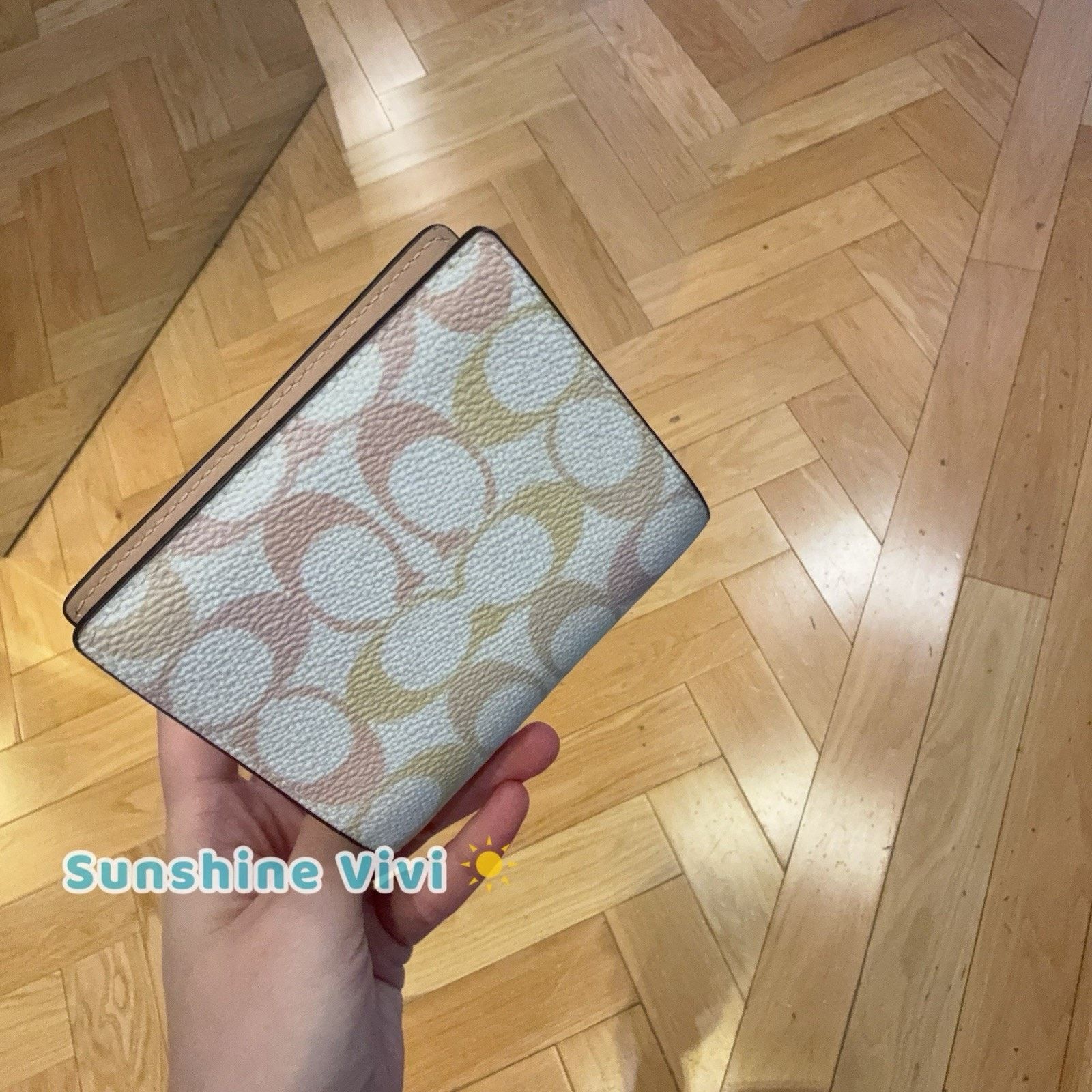 Coach NWT Coach Snap Wallet Pretty Gold/Chalk/Pink CEC37 Size ONE SIZE - 6 Thumbnail