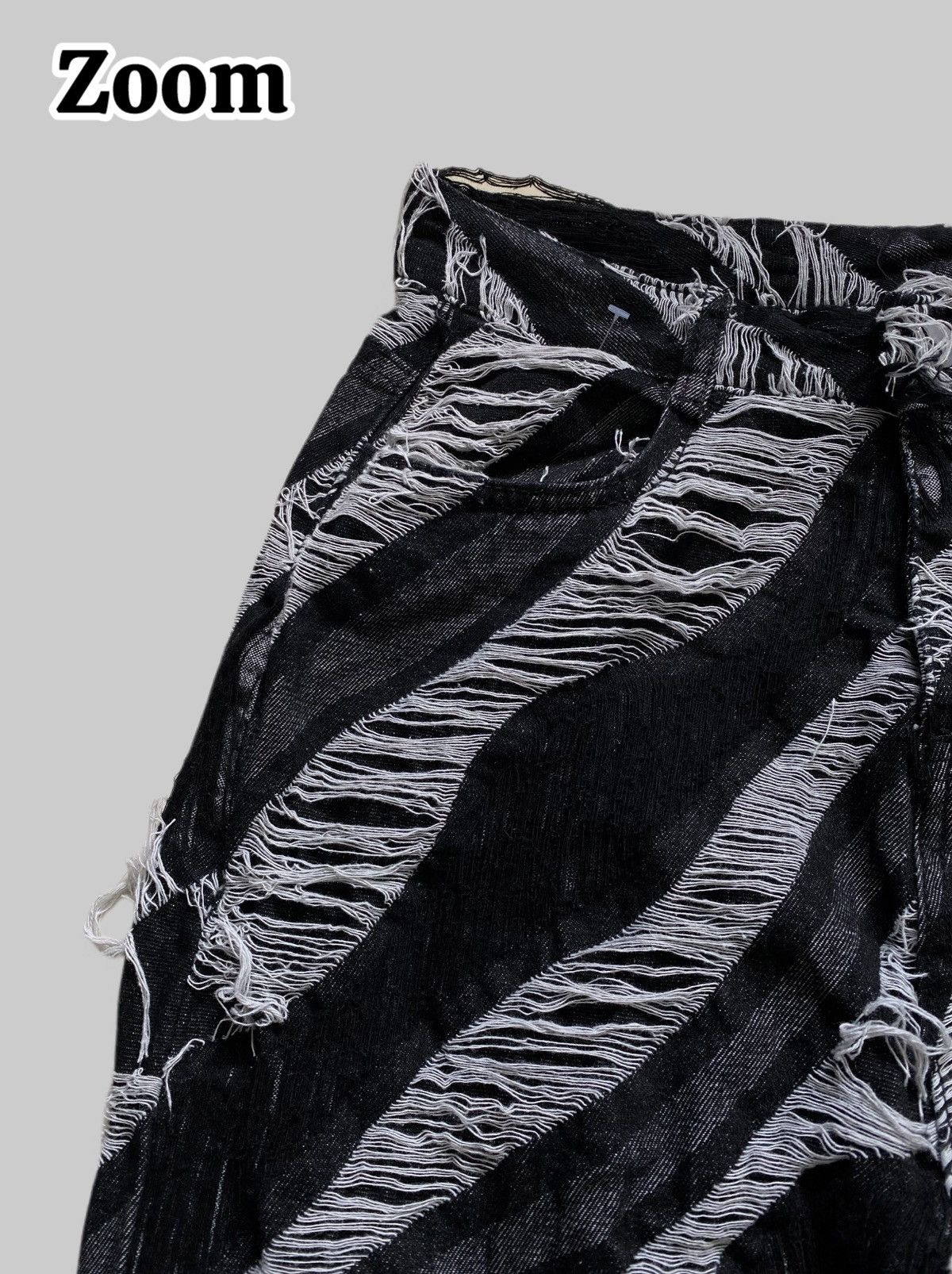 Japanese Brand Shredded Diagonal Stripe Wide-Leg Deconstructed Jeans Size US 30 / EU 46 - 5 Thumbnail
