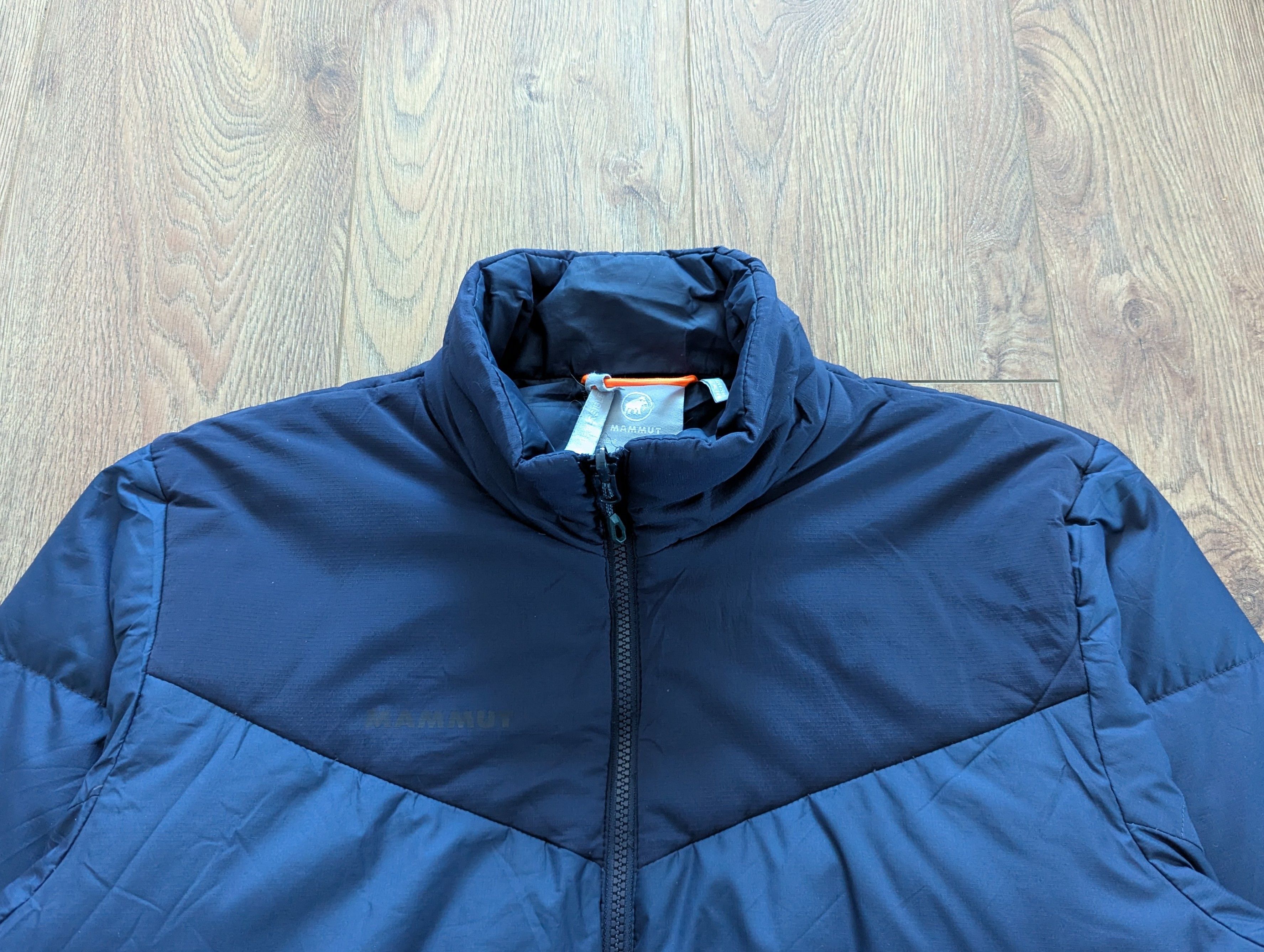 Mammut Mammut Reversible Down Jacket Size M Navy Outdoor Trekking Size US M / EU 48-50 / 2 - 3 Thumbnail