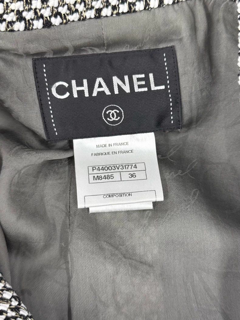 Chanel Chanel Mumbai series small stand-up collar gem button twee Size XS / US 0-2 / IT 36-38 - 4 Thumbnail