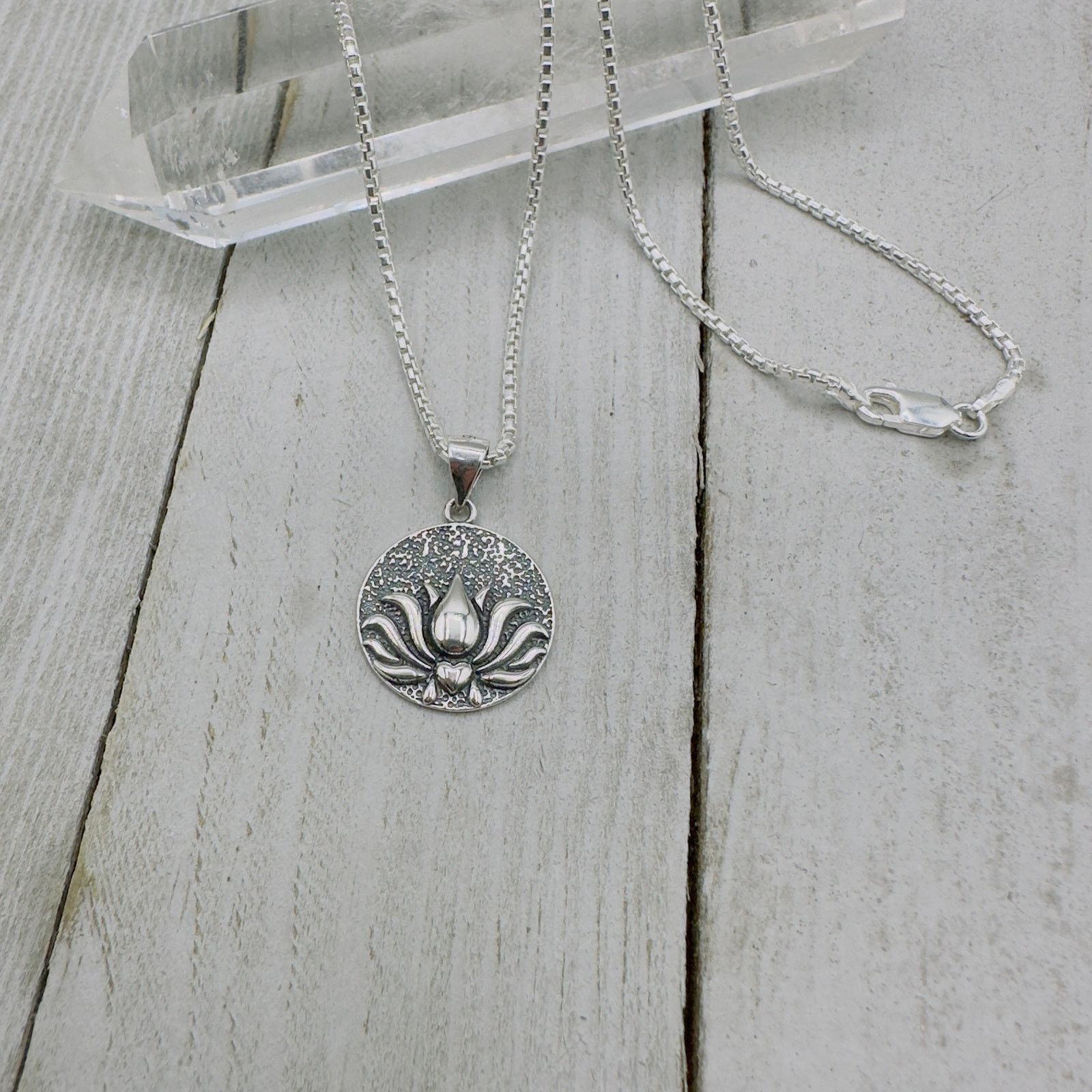 The Unbranded Brand Sterling Silver Lotus Necklace Flower Necklace Boho Size ONE SIZE - 5 Thumbnail