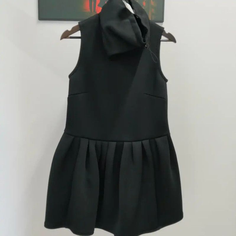 Max Mara MaxMara Black Sleeveless Dress with Hood 0089 Size L / US 10 / IT 46 - 1 Thumbnail