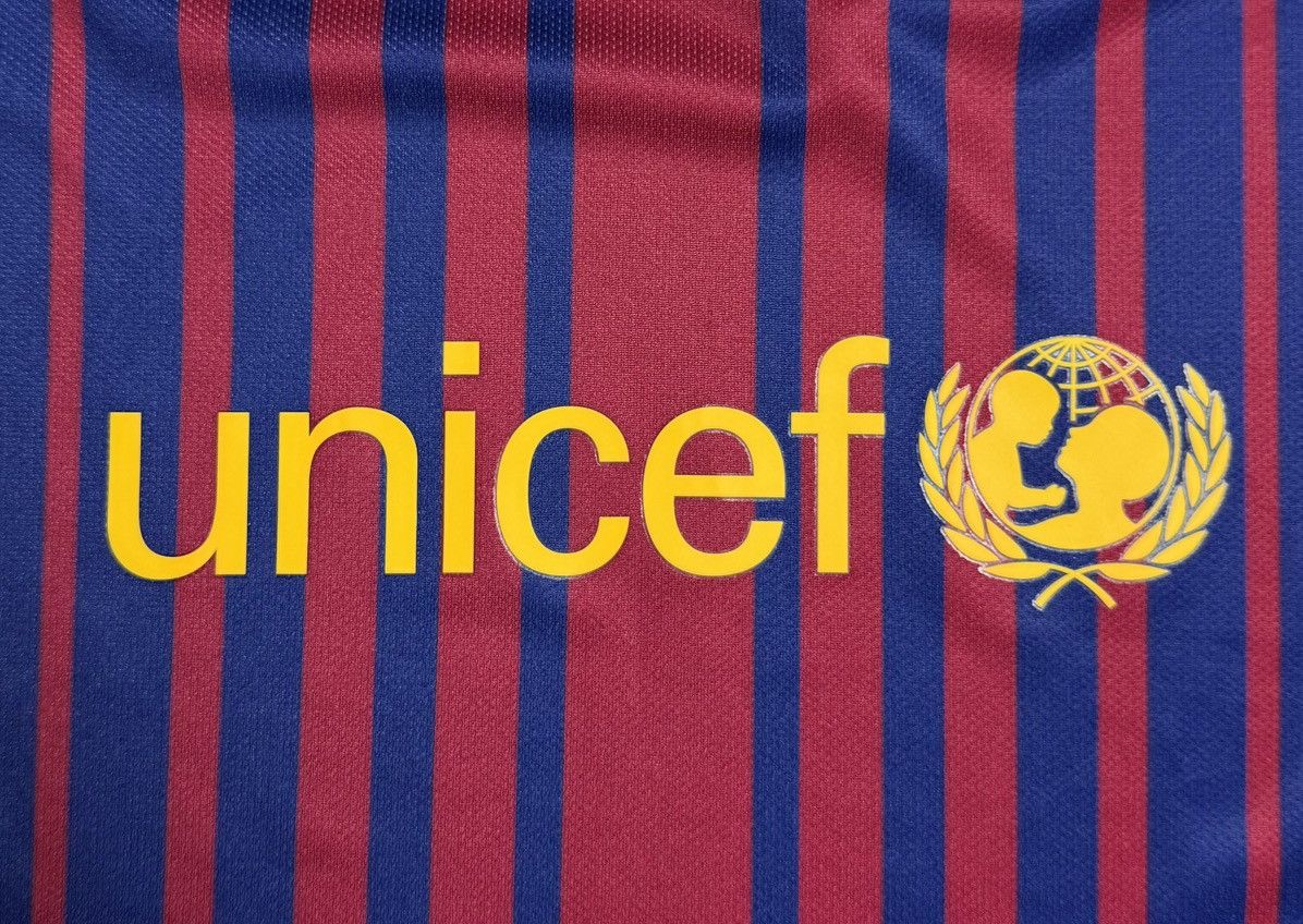 Nike Barcelona 2017 2018 Home Shirt Soccer Jersey Nike #10 Messi Size US S / EU 44-46 / 1 - 6 Thumbnail