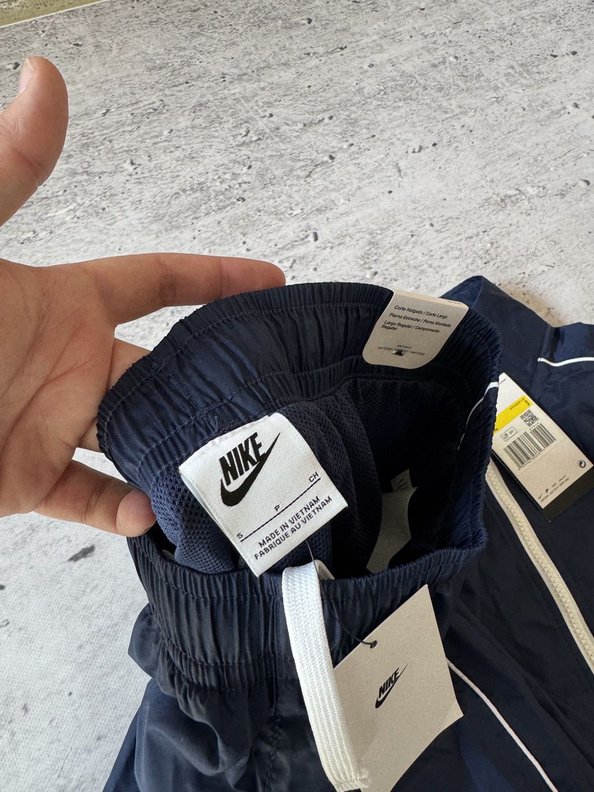 Nike × Vintage NIKE VINTAGE NYLON BASIC LOGO OVERSIZE BAGGY TRACK SUIT FIT Size US S / EU 44-46 / 1 - 7 Thumbnail