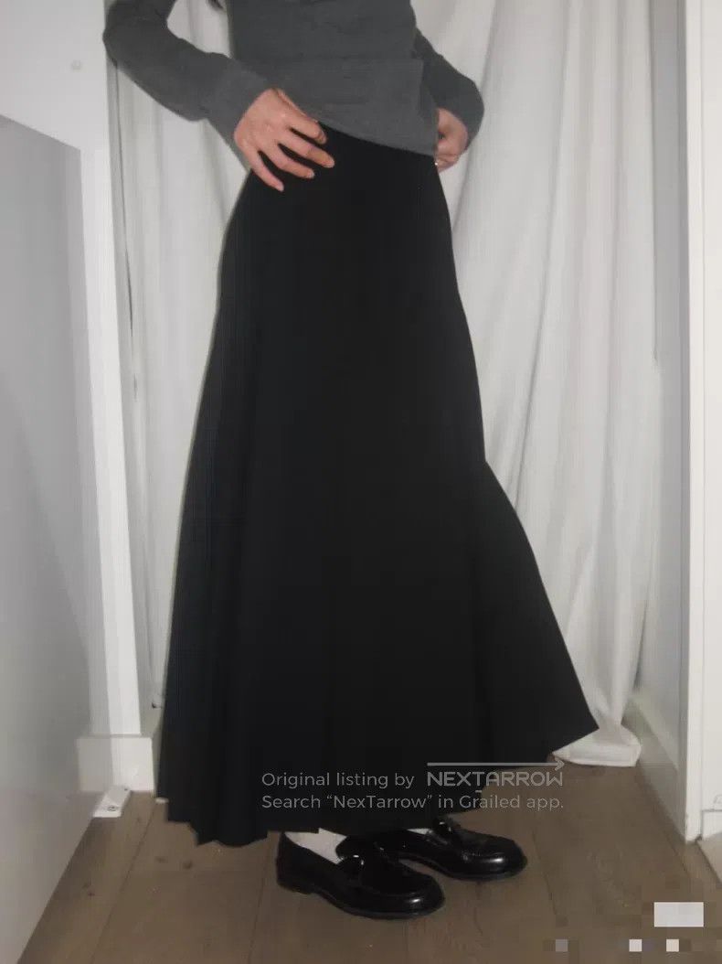 Comme des Garcons Comme Des Garcons size M skirt Size 23" - 1 Thumbnail