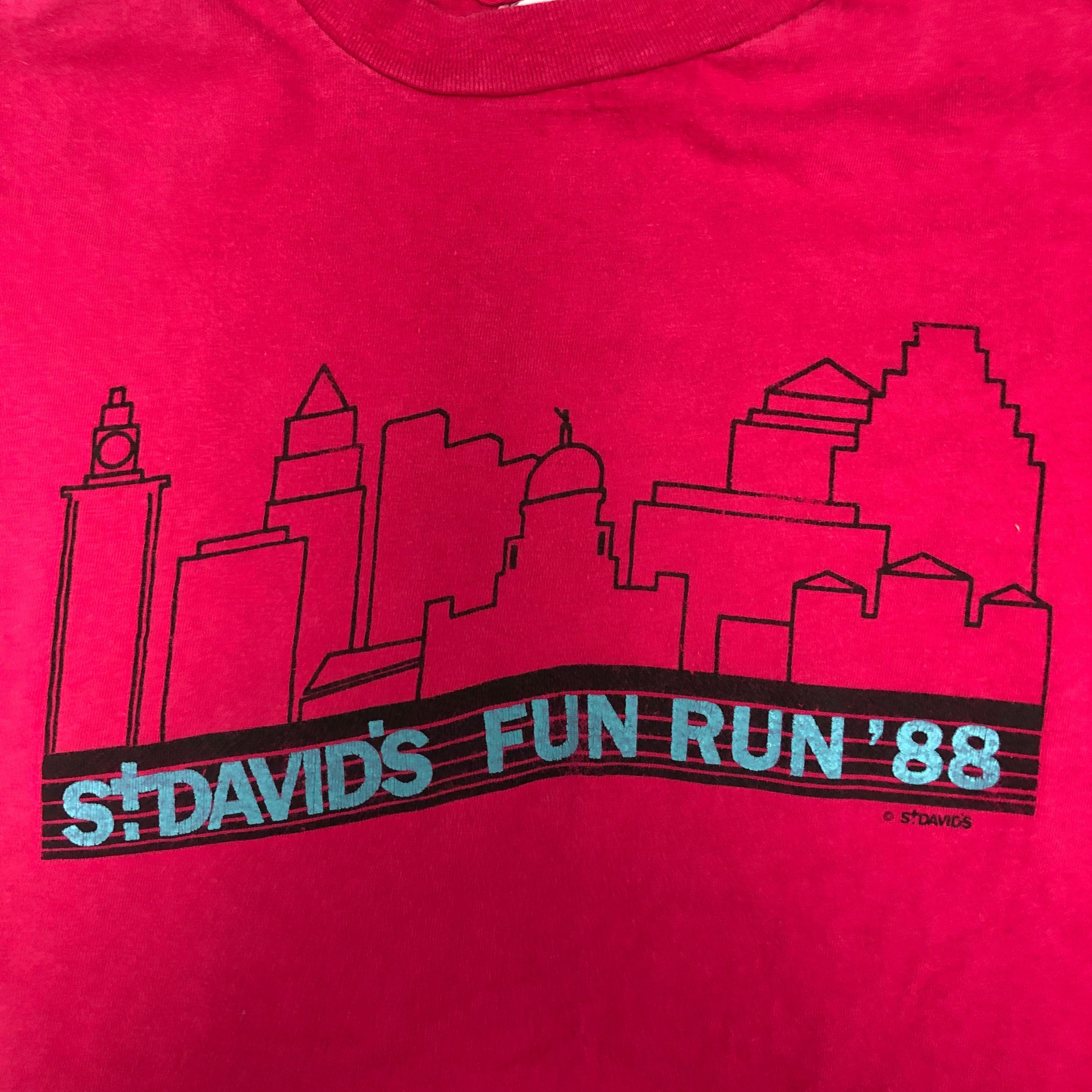 Hanes 80’s Retro CITY Skyline 1988 Austin Texas FUN RUN T Shirt Size US L / EU 52-54 / 3 - 4 Thumbnail