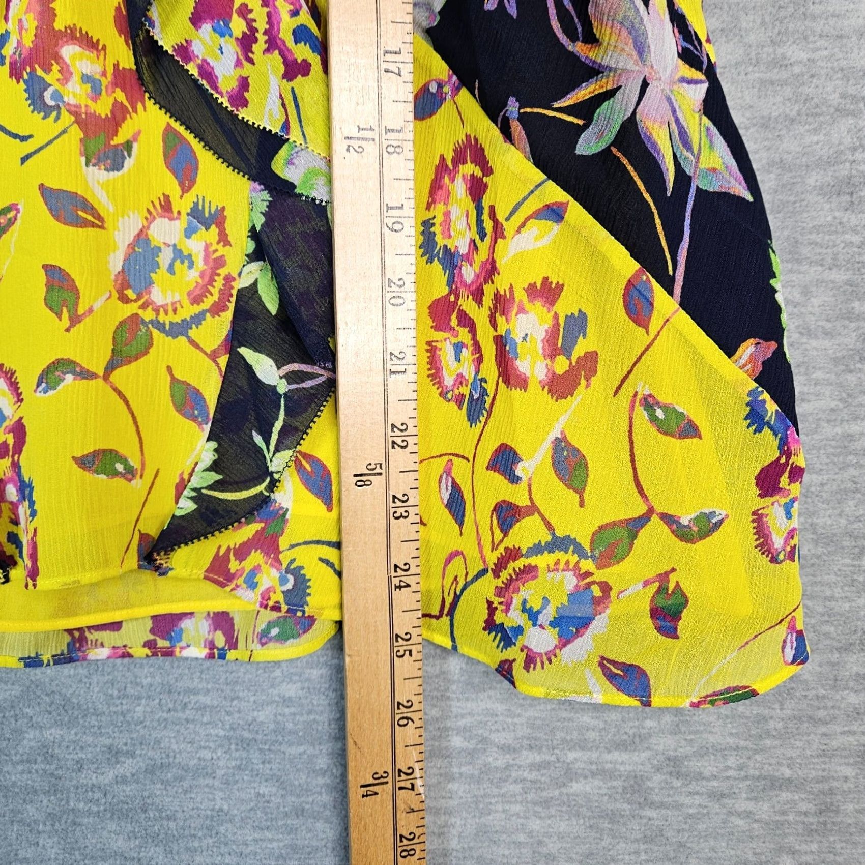 Vintage TANYA TAYLOR Women's Yellow Floral Printed Silk Blouse V-Neck Ruffle Sz 8 Size M / US 6-8 / IT 42-44 - 7 Thumbnail