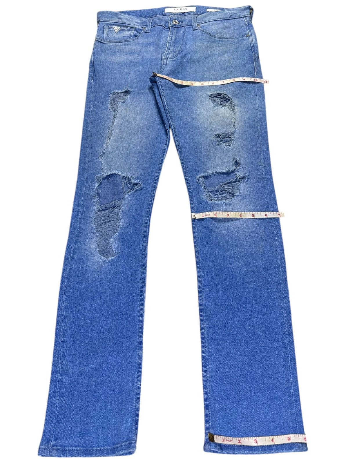 Guess × Vintage Vintage Guess Blue Wash Distressed Ripped Slim Tapered Jeans Size US 33 - 14 Thumbnail
