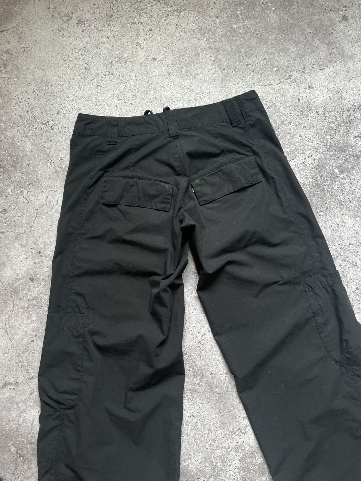 Vintage Vintage Nike Y2K Swoosh Cargo Pants Size 32" / US 10 / IT 46 - 12 Thumbnail