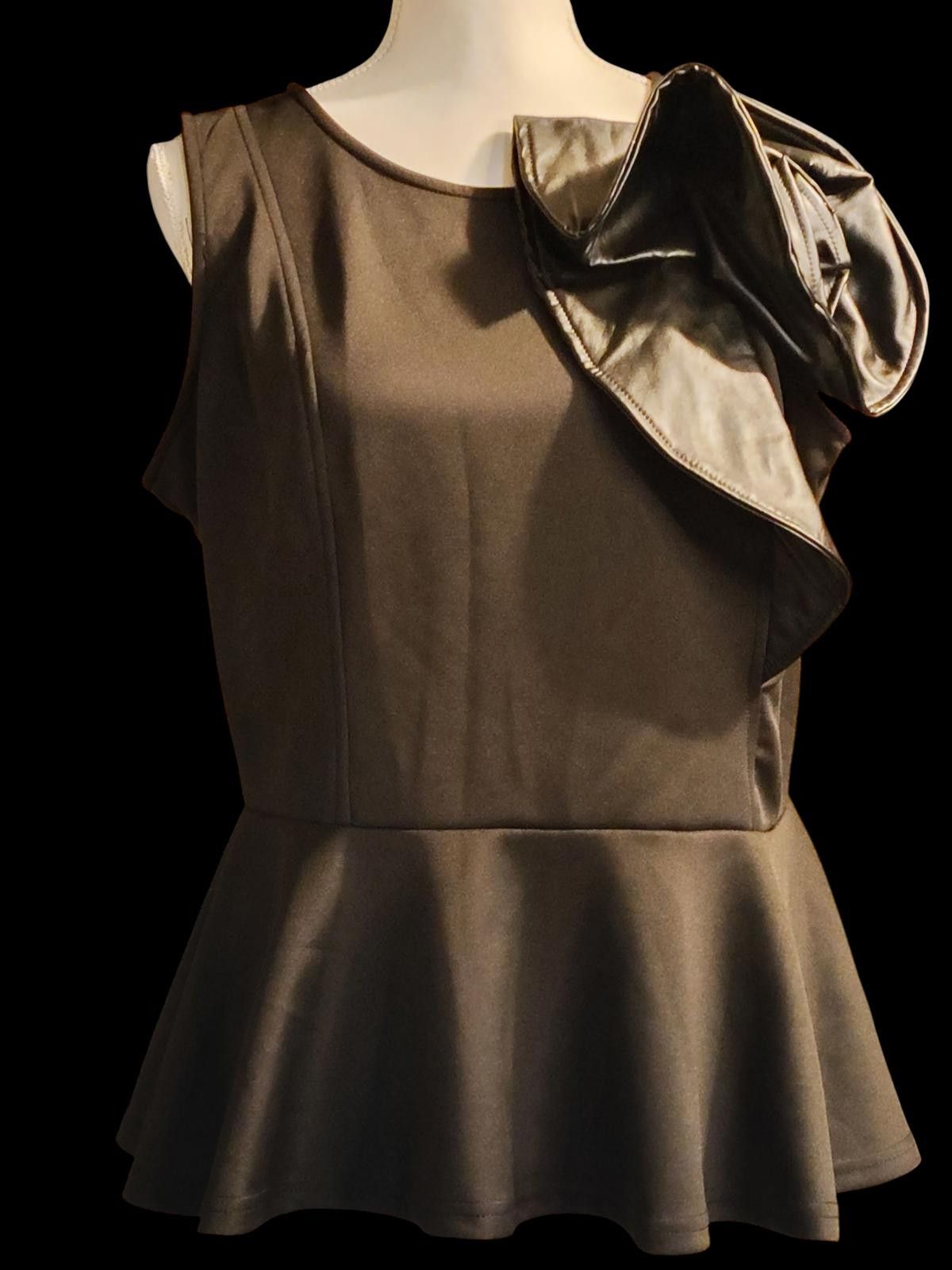 Other Ashley Stewart Black Sleeveless Peplum Top w Decorative Bow Size XXL / US 16-18 / IT 52-54 - 3 Thumbnail