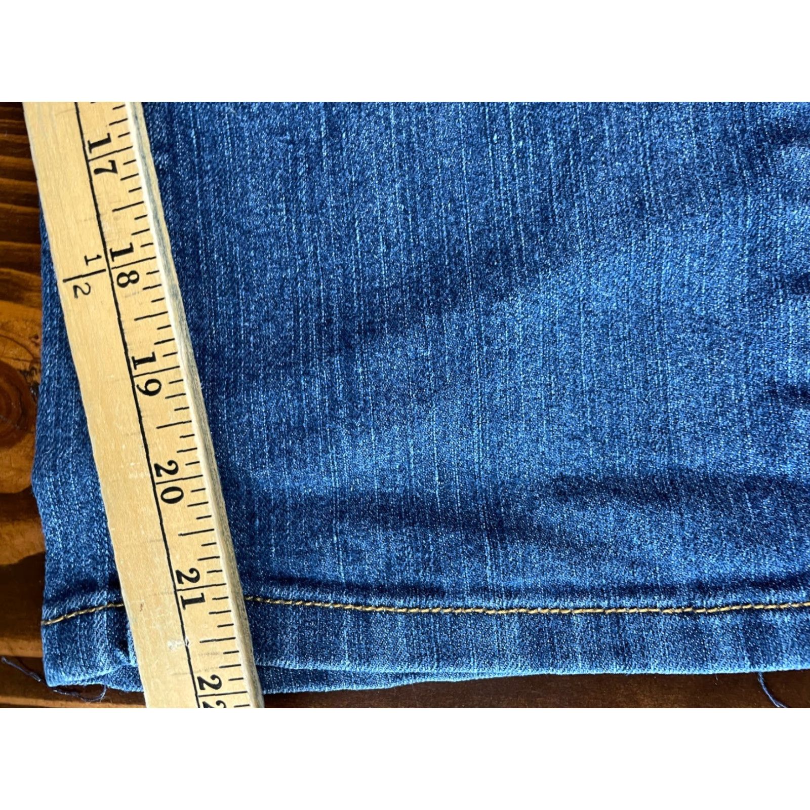 Southpole Southpole Jeans, Women's Size 9, Denim, Cropped, Pockets, Blue, Jeans, Regular, Juniors, Inseam 22, 9, 30in, Low Rise, Medium Wash, Women Size 30" / US 8 / IT 44 - 7 Thumbnail