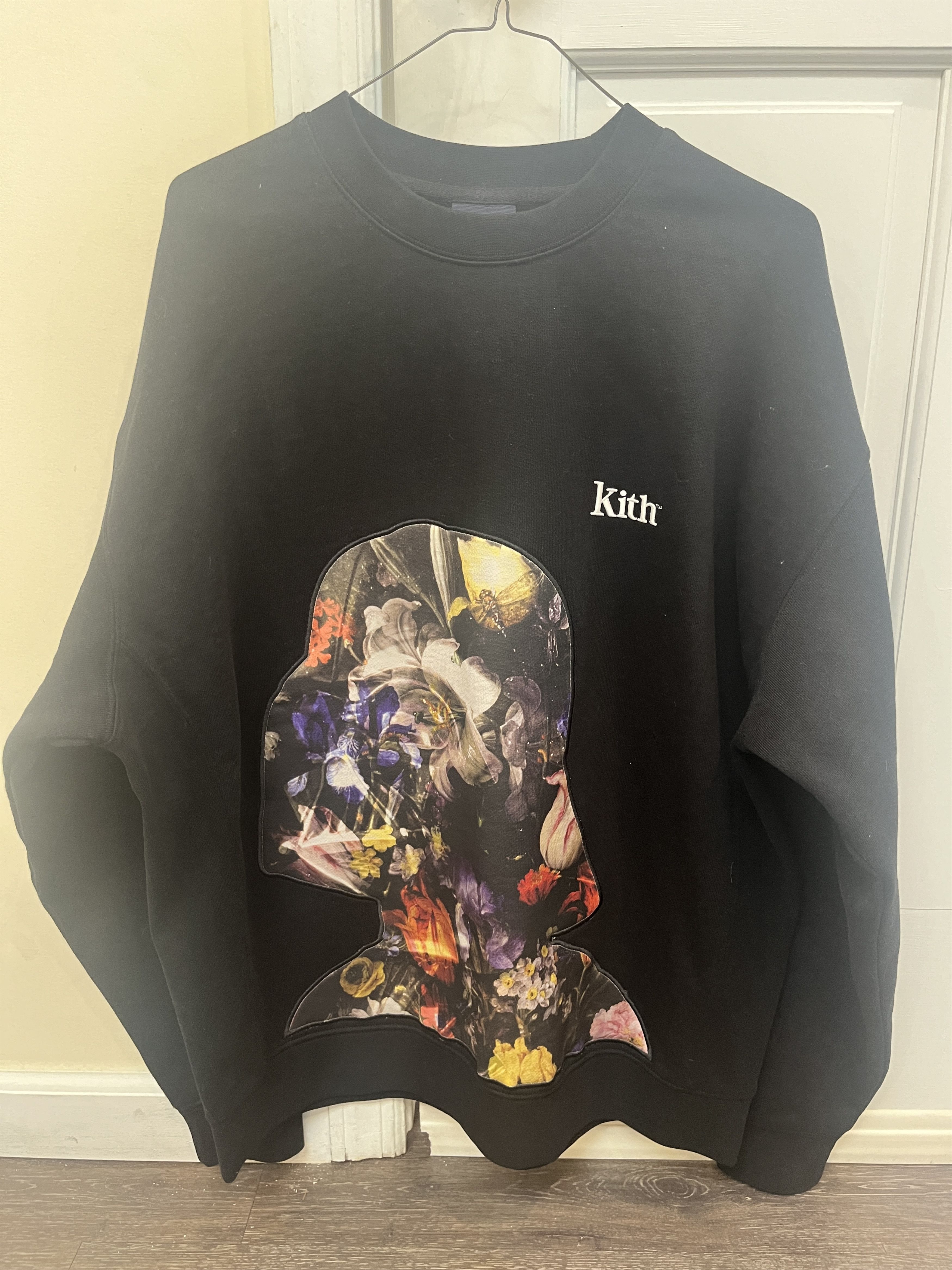 ☆ KITH x STAR WARS Floral Vader コラボスウェット ☆ Kith x STAR WARS Floral Vader Crewneck S