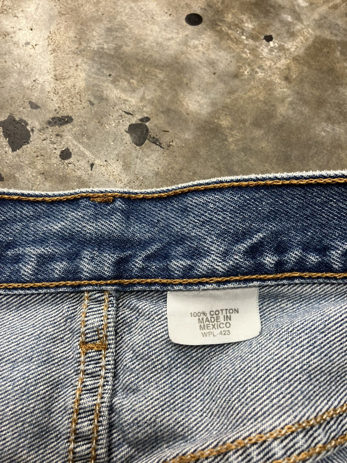 Levi's × Vintage Levi’s 501 Distressed Jeans Size US 33 - 4 Thumbnail