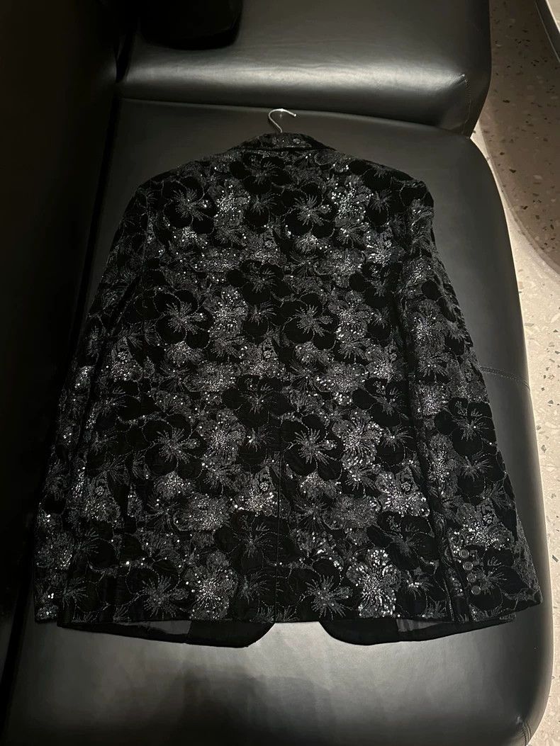 Saint Laurent Paris Elegant Velvet Blazer with Embroidered Flowers-2506 Size US L / EU 52-54 / 3 - 7 Thumbnail