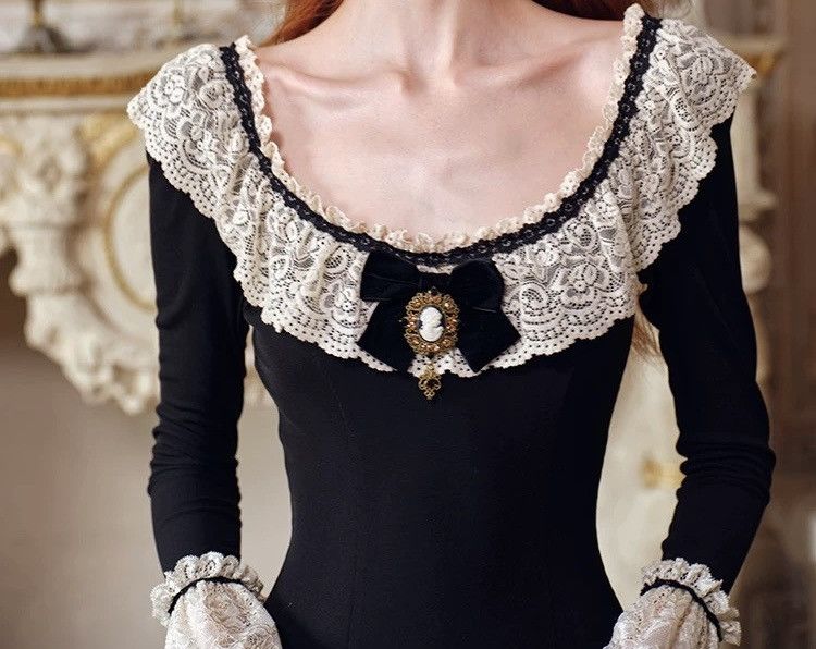 Other Black Lace Collar Long Sleeve Dress Size L / US 10 / IT 46 - 3 Thumbnail