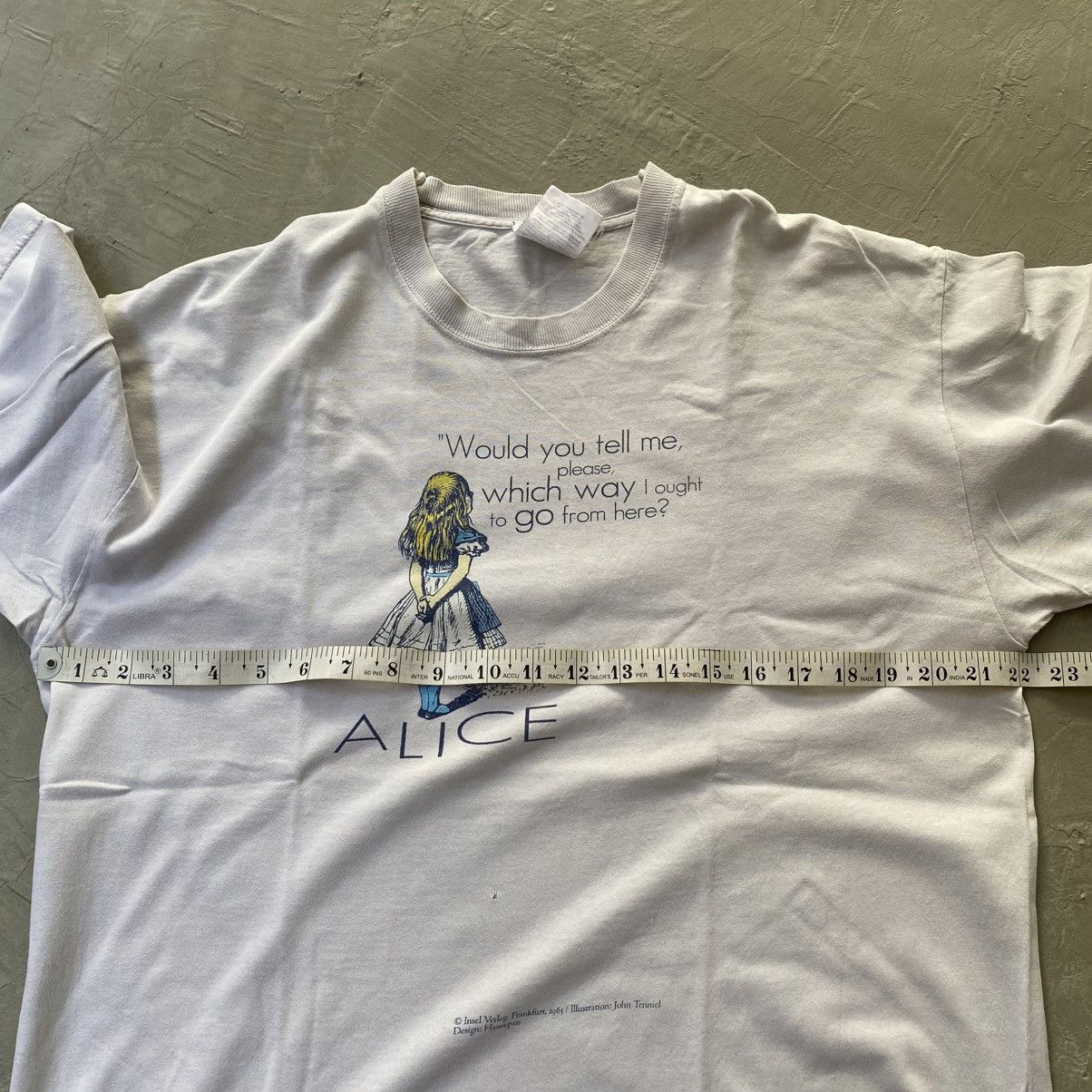 Vintage Vintage 90’s Alice in Wonderland t-shirt Size US L / EU 52-54 / 3 - 7 Thumbnail