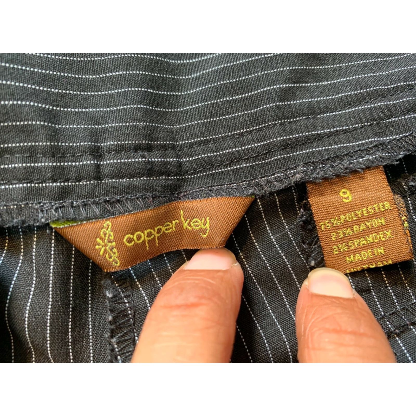 Vintage Copper Key Pants Womens Size 9 Black Pin Striped Wide Leg Dress Pants Casual Workwear Size 30" / US 8 / IT 44 - 4 Thumbnail