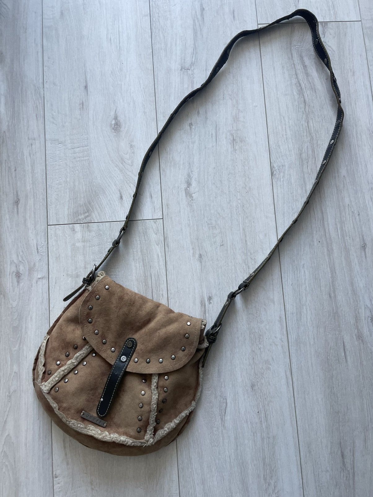 Guess Vintage Y2K Guess Avant Garde 00’s Fur Leather Bag RARE Size ONE SIZE - 4 Thumbnail