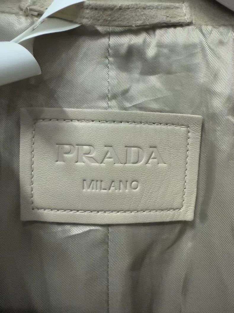 Prada Beige Suede Jacket with Pockets -2505