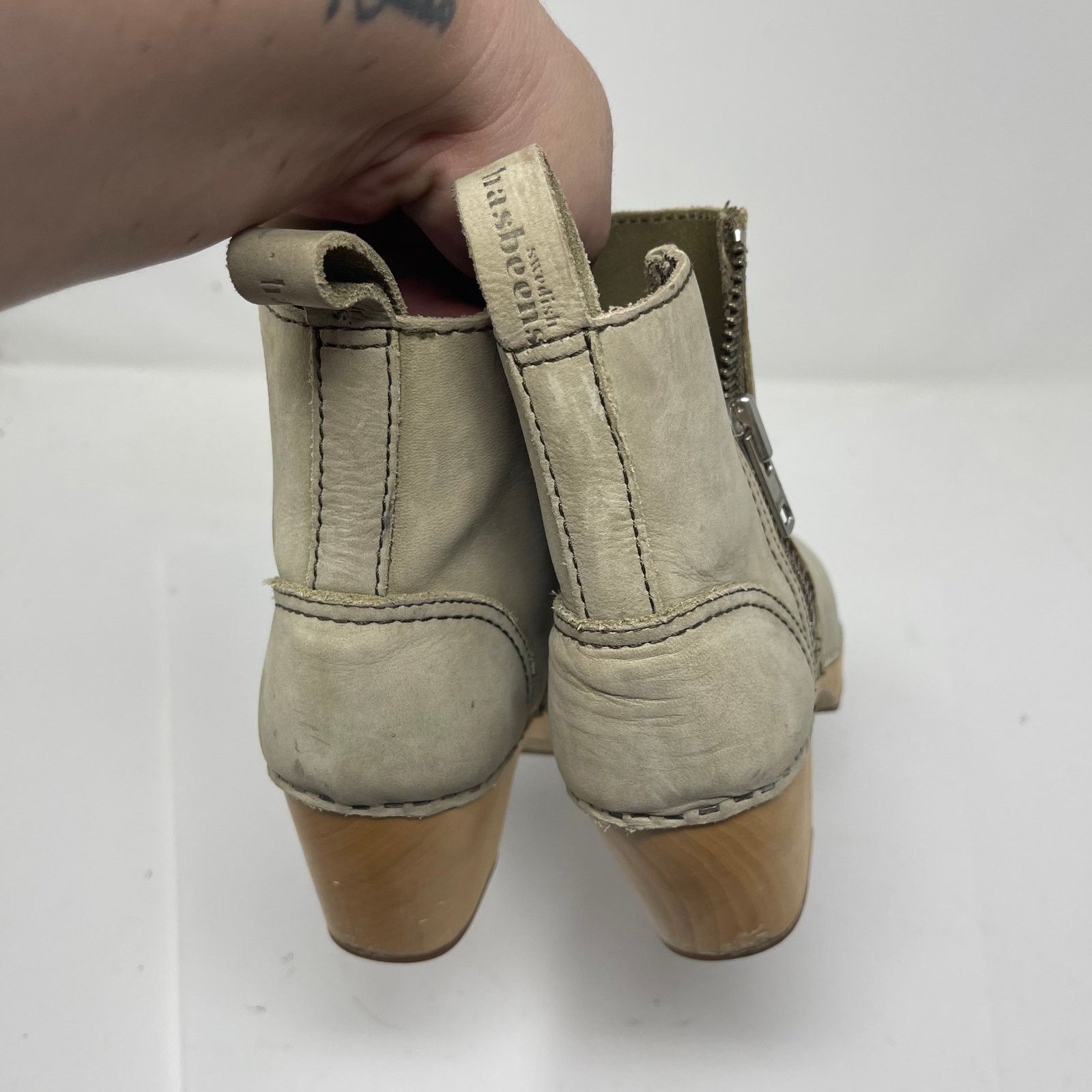 Swedish Hasbeens Toffel Swedish Hasbeens Zip It Emy Boots in grey suede 37 Size US 7 / IT 37 - 8 Thumbnail