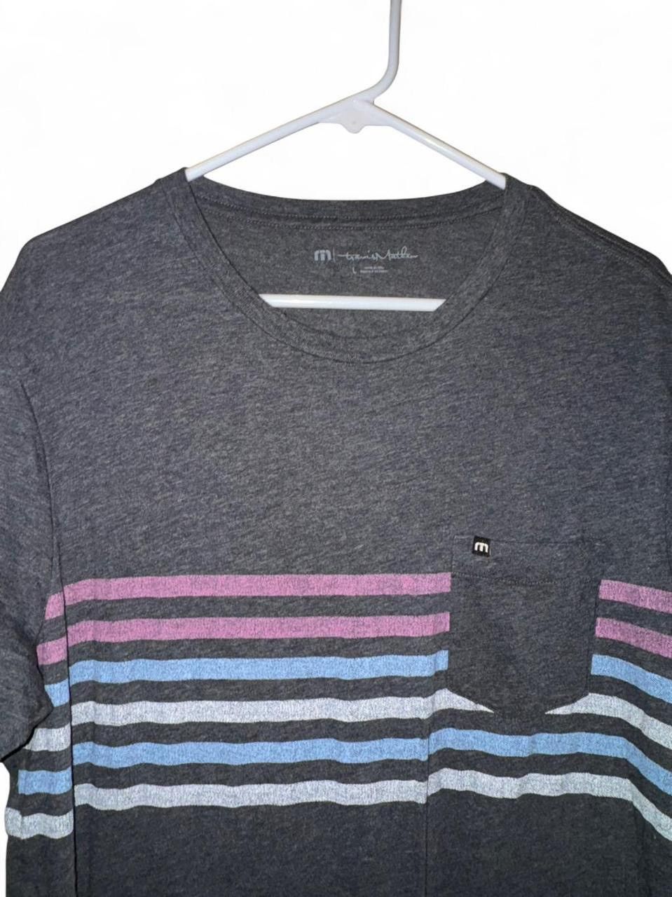 TravisMathew Grey striped Travis Mathew short sleeve pocket t-shirt Size US L / EU 52-54 / 3 - 1 Thumbnail