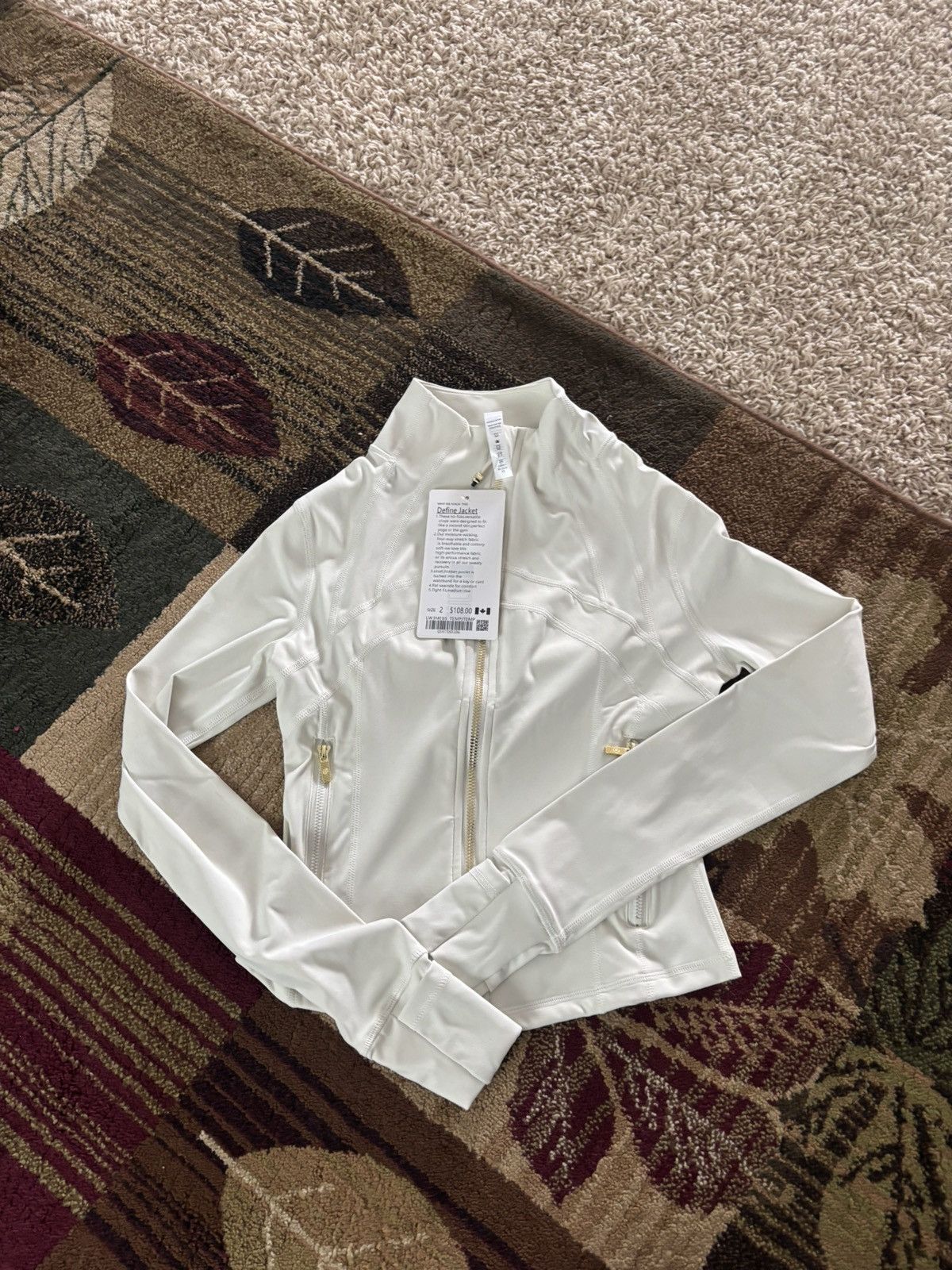 Lululemon Beige and gold lululemon define jacket Size XS / US 0-2 / IT 36-38 - 1 Preview