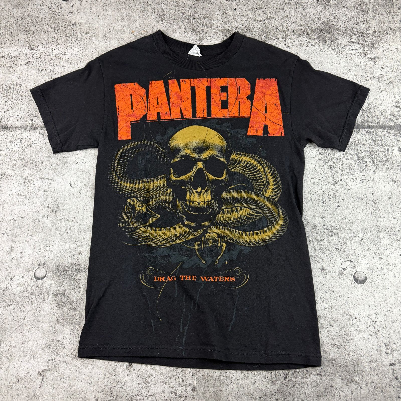 Vintage Pantera Band Shirt Drag The Waters Size Small band tee Size US S / EU 44-46 / 1 - 1 Thumbnail