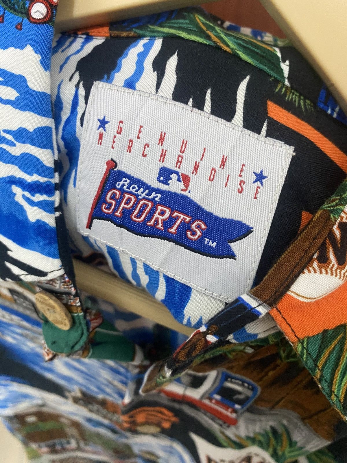 Japanese Brand × MLB × NFL Vintage MLB Giant San Francisco Rayon Shirt Rare Design Size US S / EU 44-46 / 1 - 11 Thumbnail