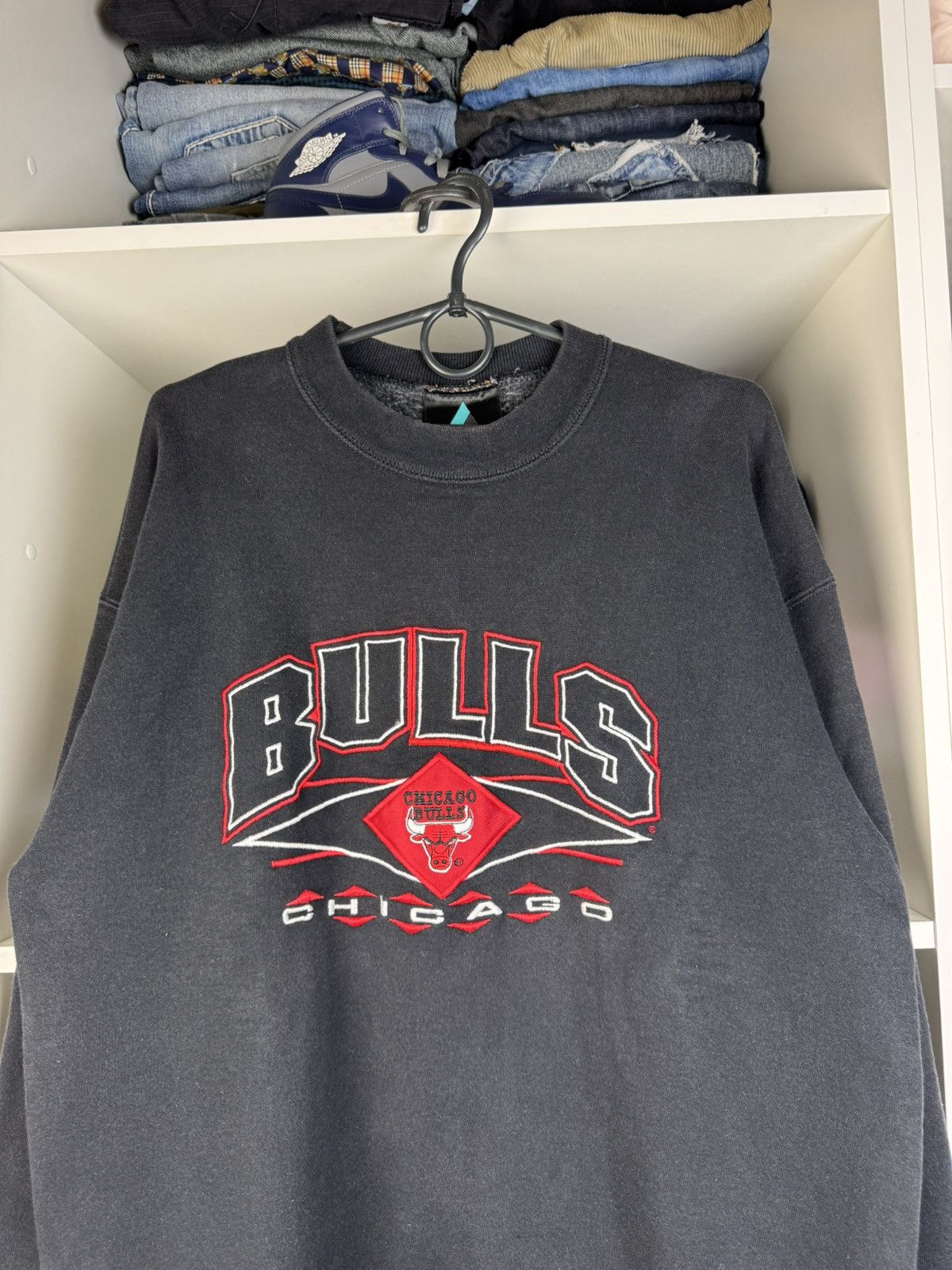 Logo Athletic Vintage Logo Athletic Chicago Bulls Sweatshirt – Made in USA Size US M / EU 48-50 / 2 - 2 Thumbnail