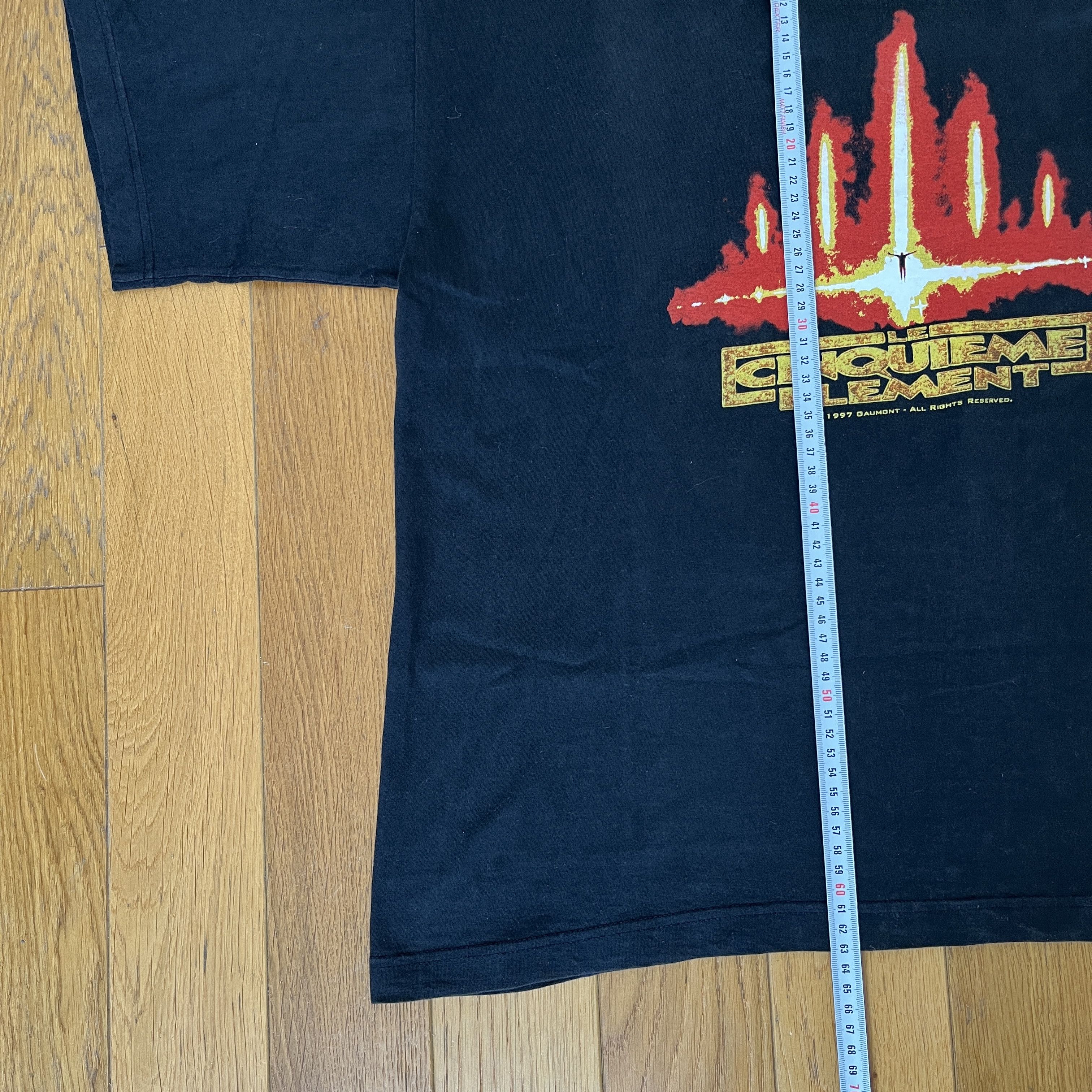 Vintage Rare Vintage 1997 The Fifth Element Official Promo T Shirt Size US S / EU 44-46 / 1 - 8 Thumbnail